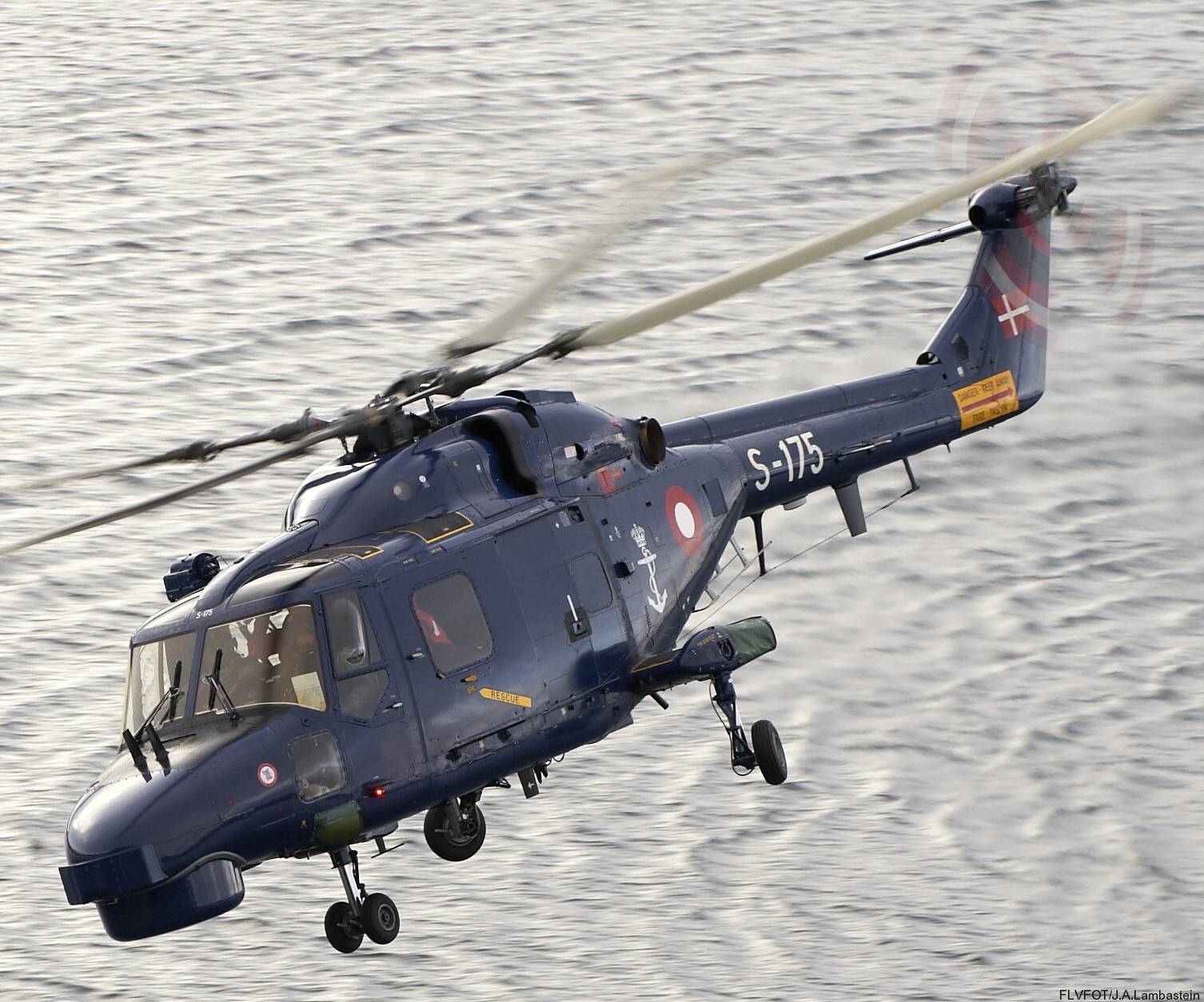 lynx mk.80 mk.90b helicopter westland royal danish navy air force kongelige danske marine flyvevabnet s-175 22
