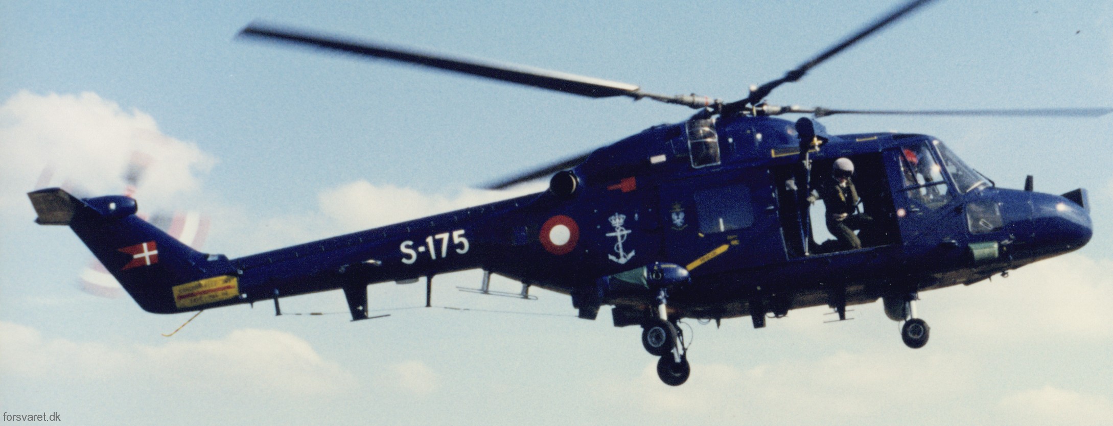lynx mk.80 mk.90b helicopter westland royal danish navy air force kongelige danske marine flyvevabnet s-175 26