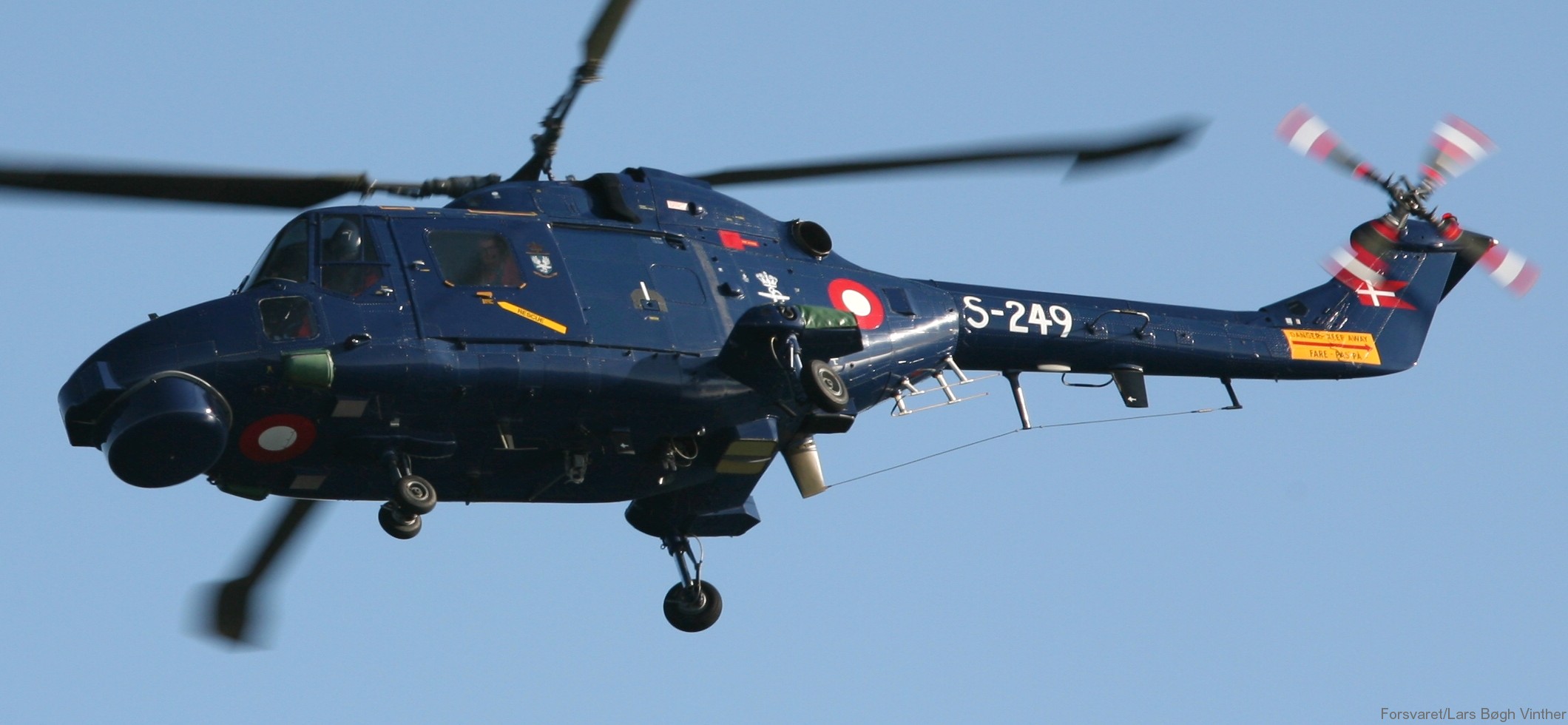 lynx mk.80 mk.90b helicopter westland royal danish navy air force kongelige danske marine flyvevabnet s-249 04