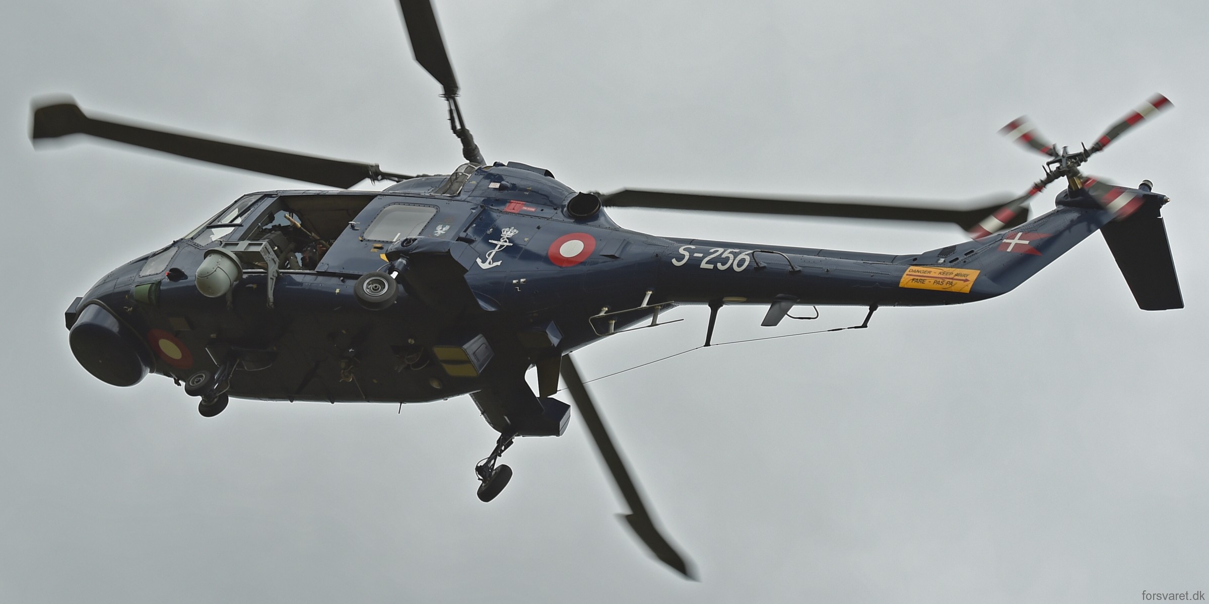 lynx mk.80 mk.90b helicopter westland royal danish navy air force kongelige danske marine flyvevabnet s-256 08