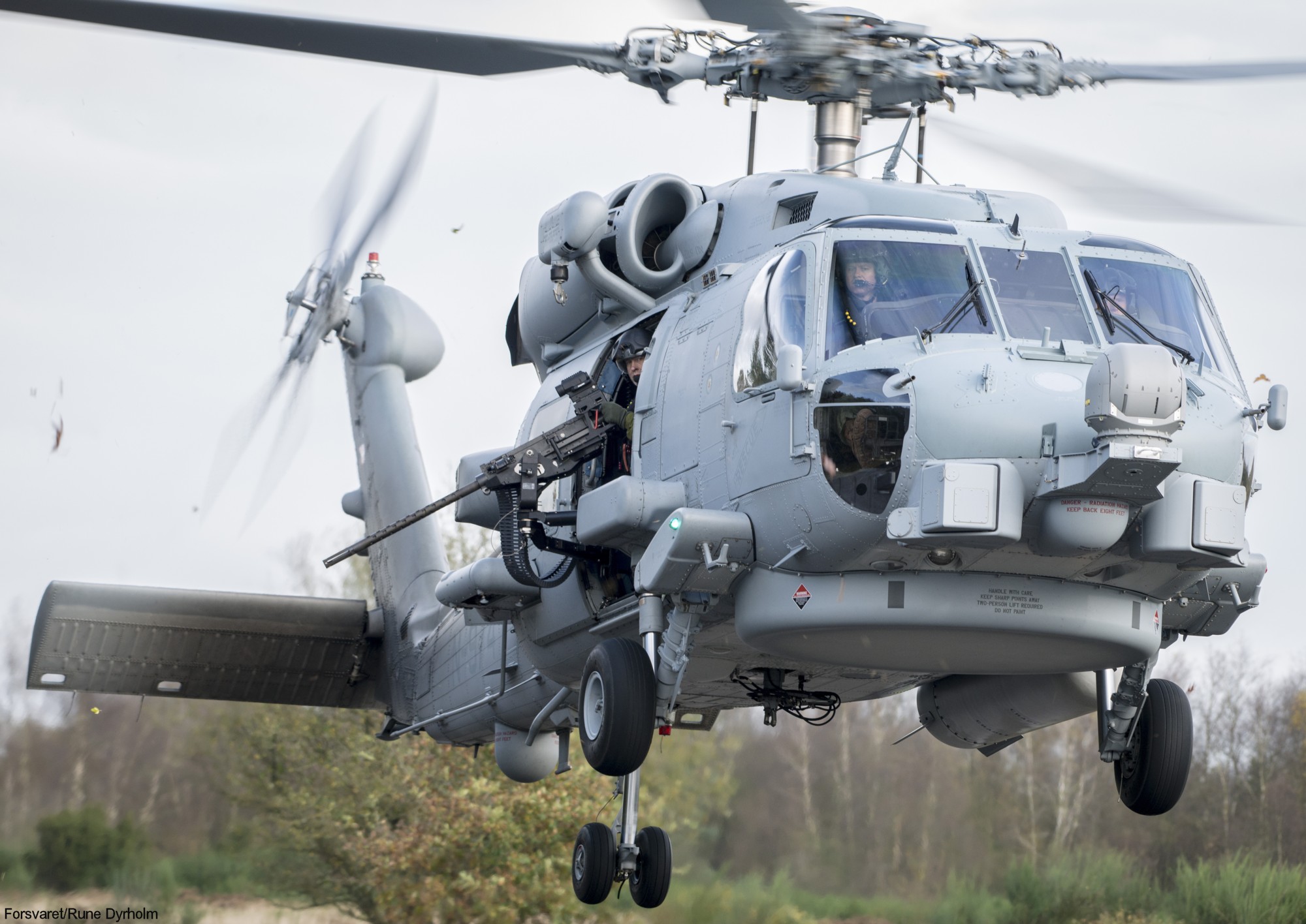 mh-60r seahawk royal danish navy air force flyvevåbnet kongelige danske marine sikorsky helicopter 723 eskadrille squadron karup 21