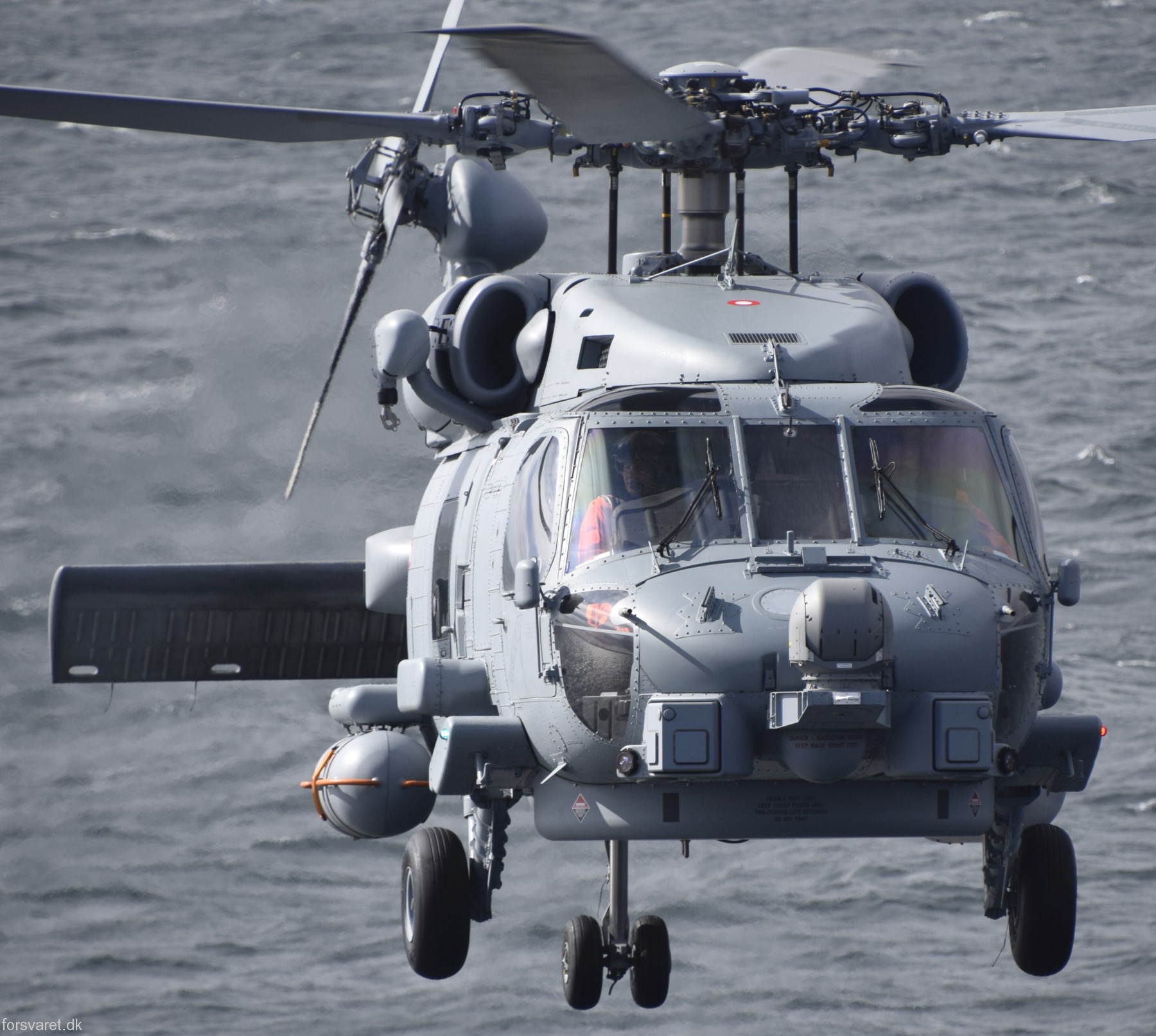 mh-60r seahawk royal danish navy air force flyvevåbnet kongelige danske marine sikorsky helicopter 723 eskadrille squadron karup 25