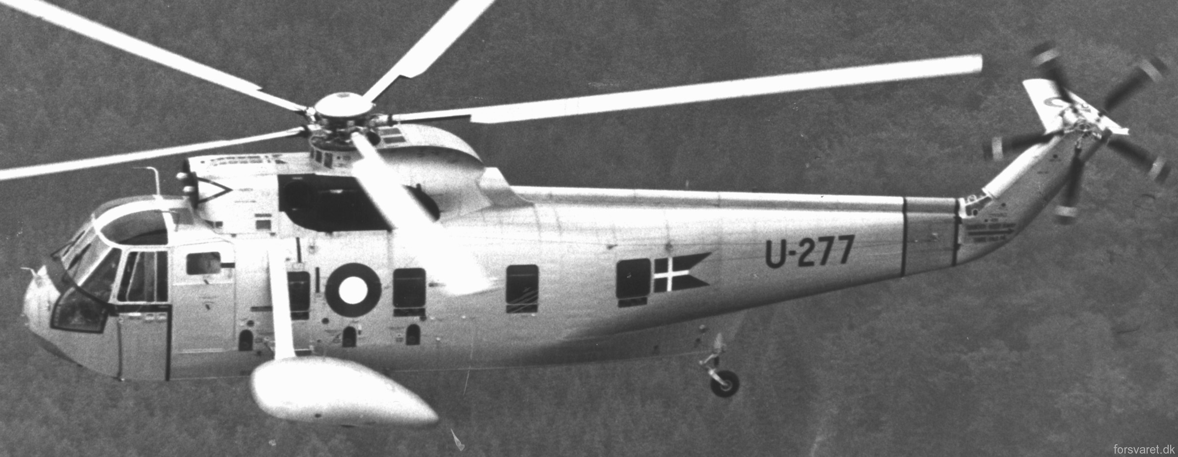 sikorsky s-61a sea king royal danish air force navy flyvevabnet eskadrille 722 squadron U-277 06