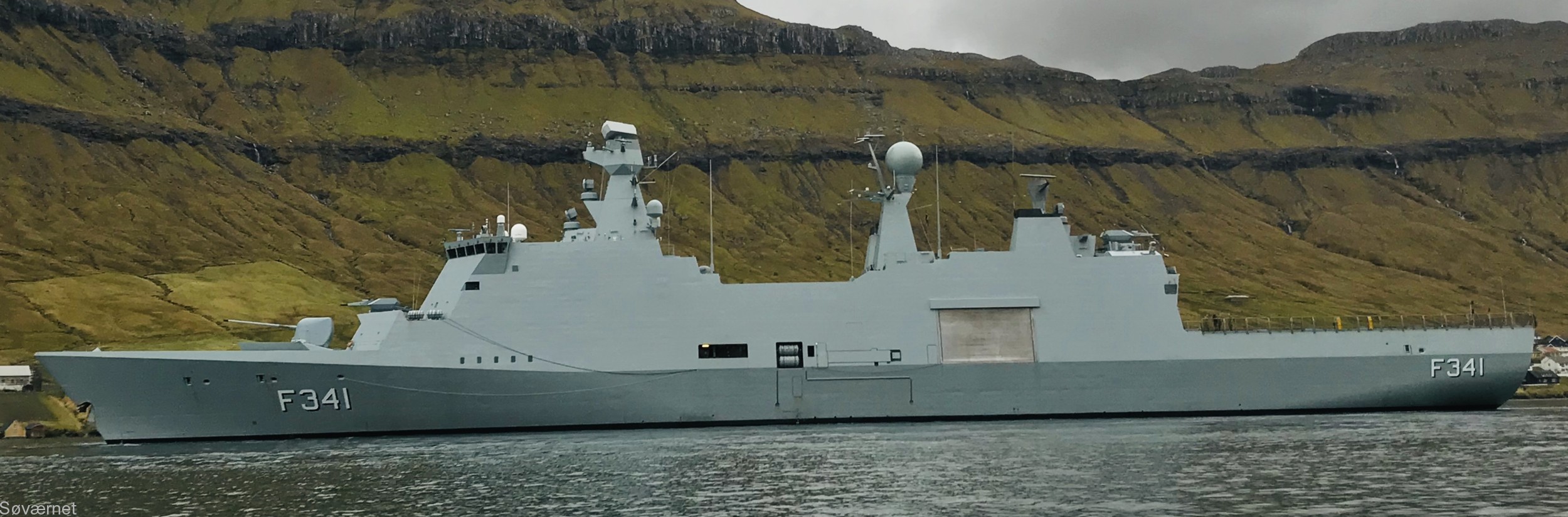 f-341 hdms absalon frigate royal danish navy 06