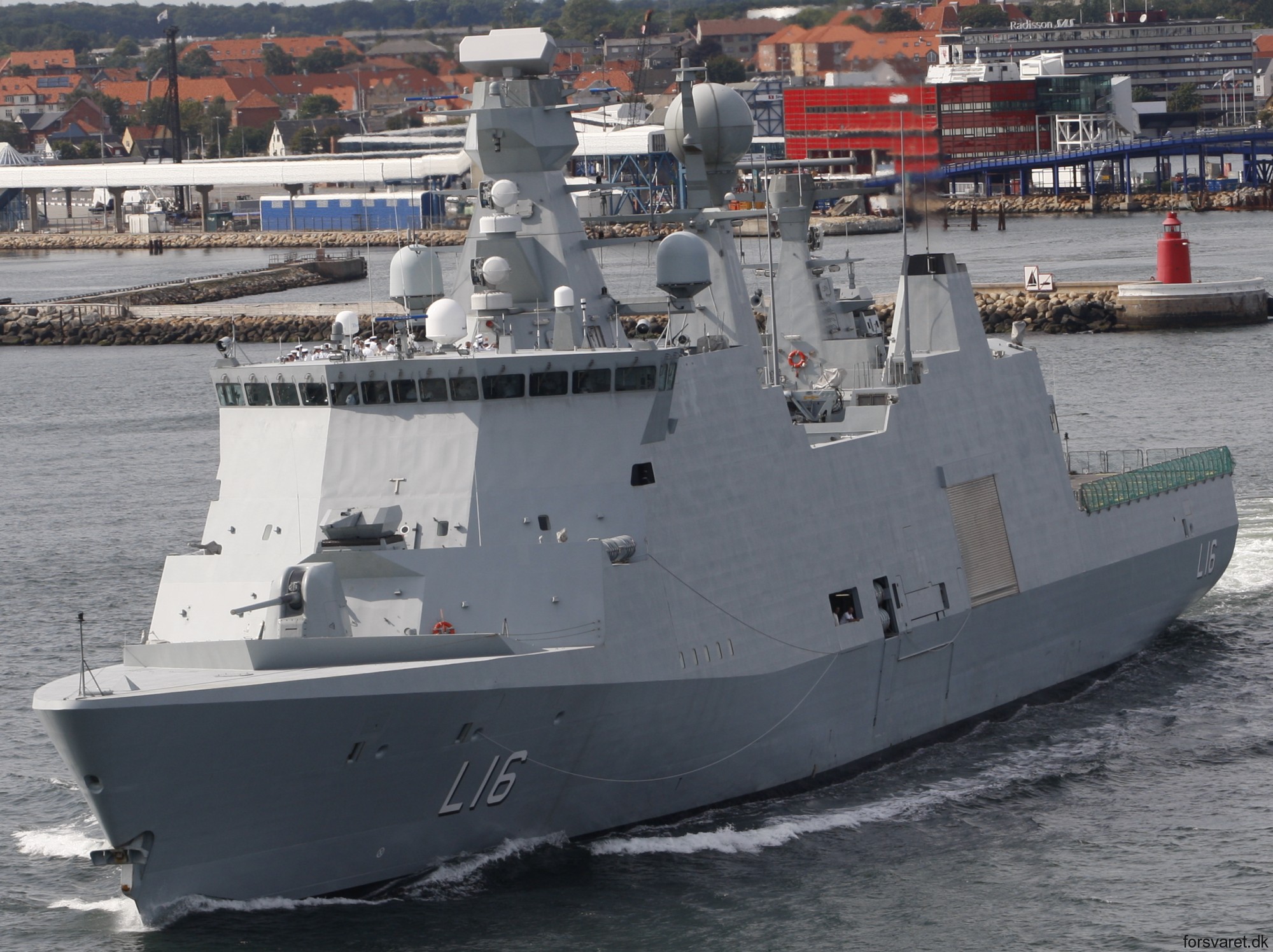 l-16 hdms absalon command support ship frigate royal danish navy 09