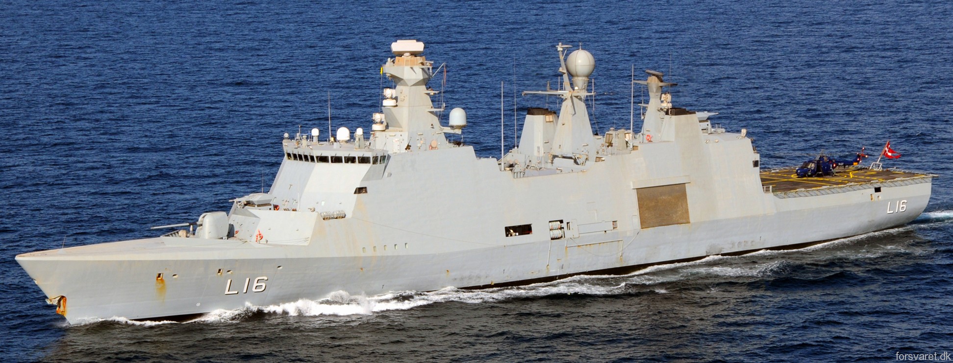 l-16 hdms absalon command support ship frigate royal danish navy 69