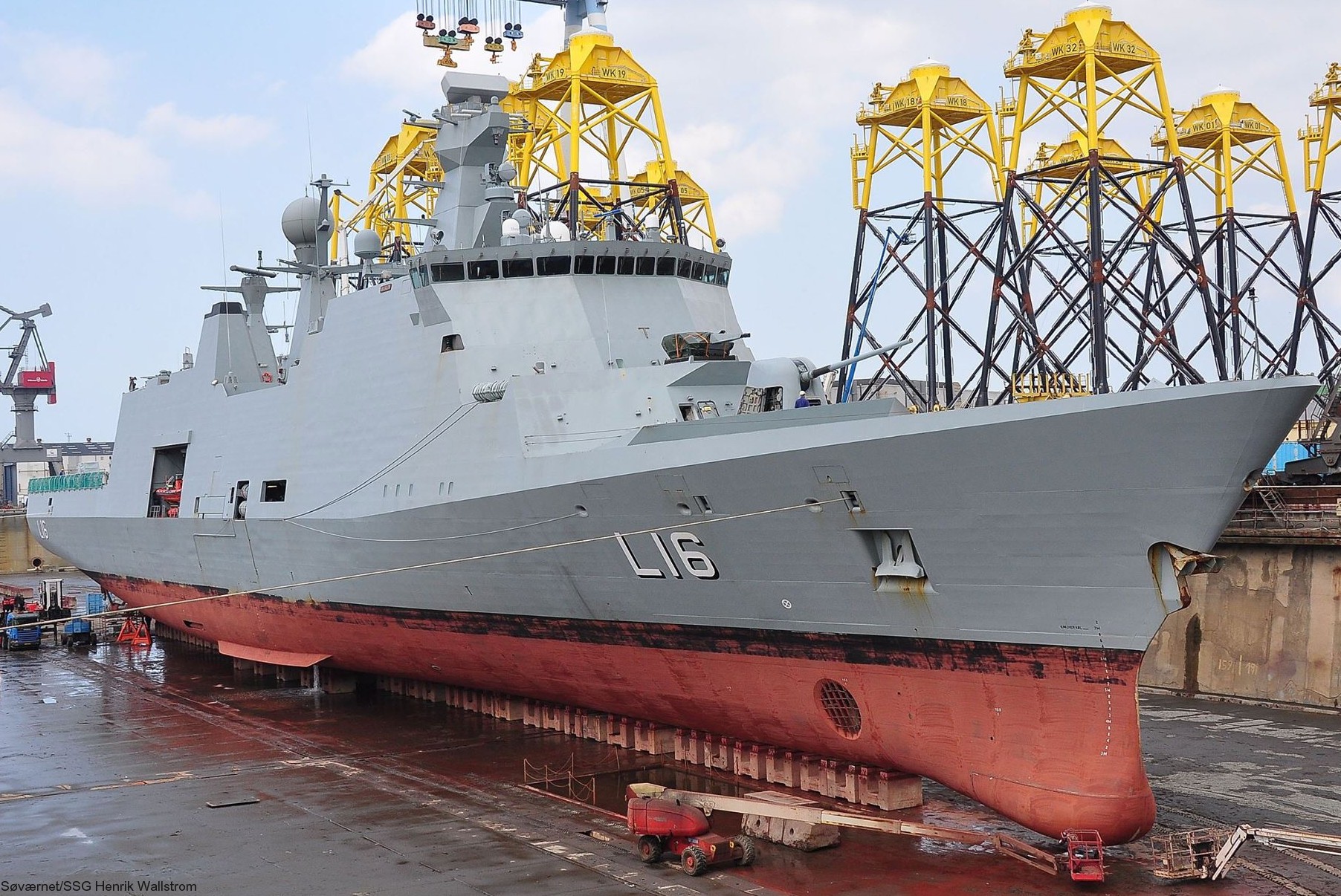 l-16 hdms absalon command support ship frigate royal danish navy 93 dry dock