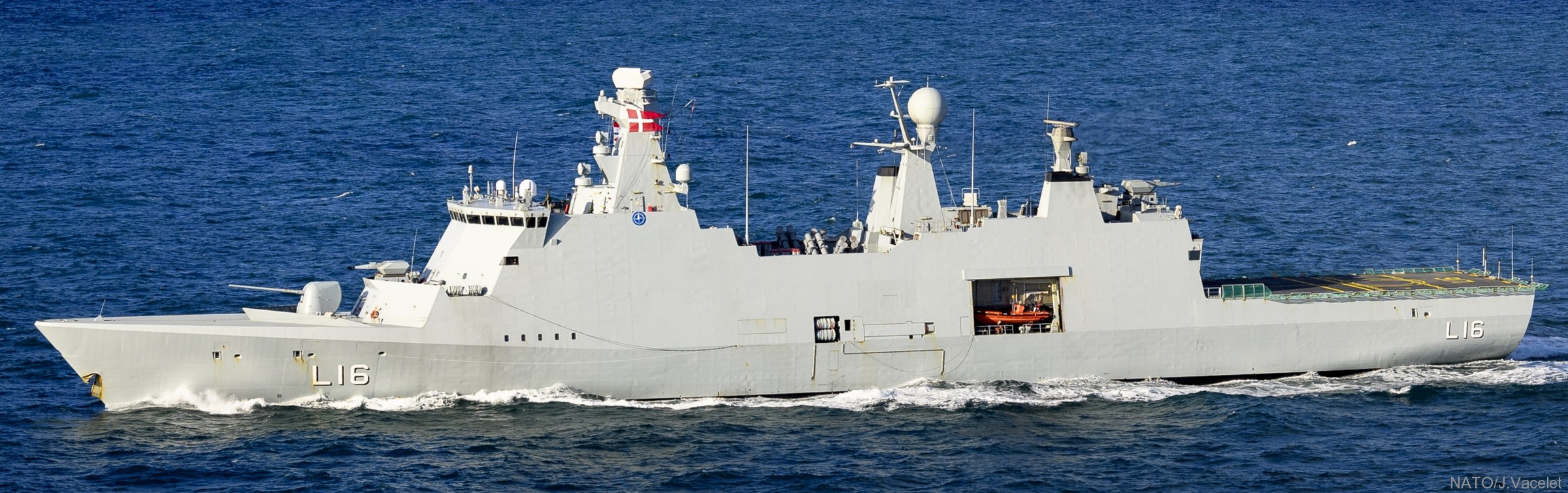 l-16 hdms absalon command support ship frigate royal danish navy 96