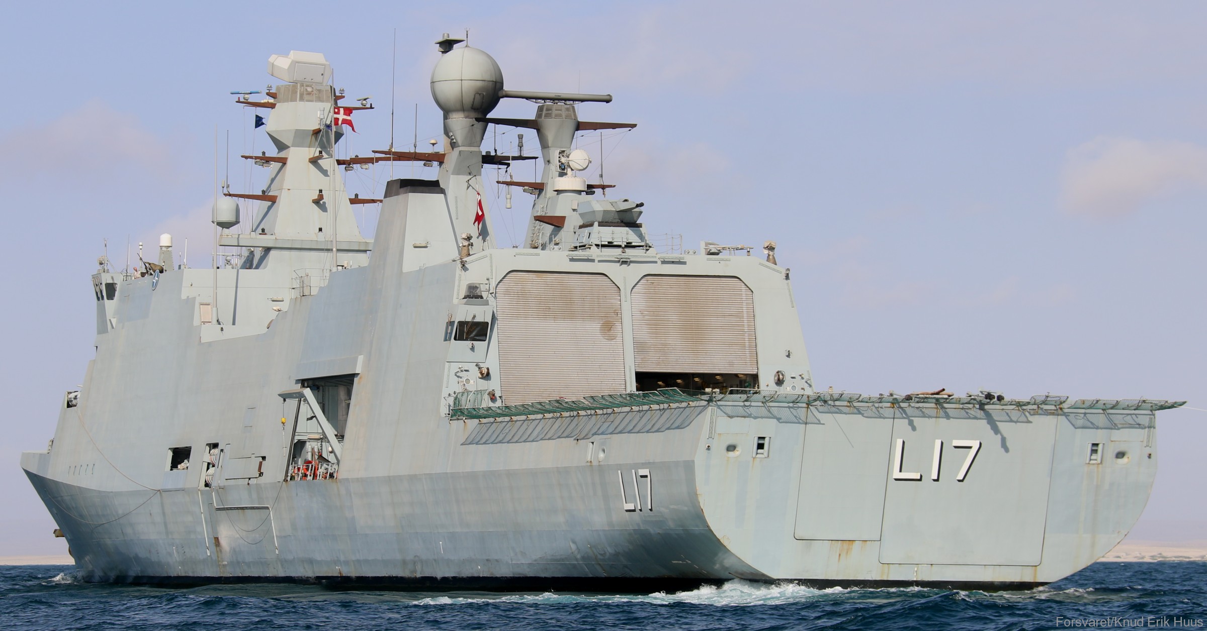 f-342 hdms esbern snare l-17 frigate command support ship royal danish navy 08