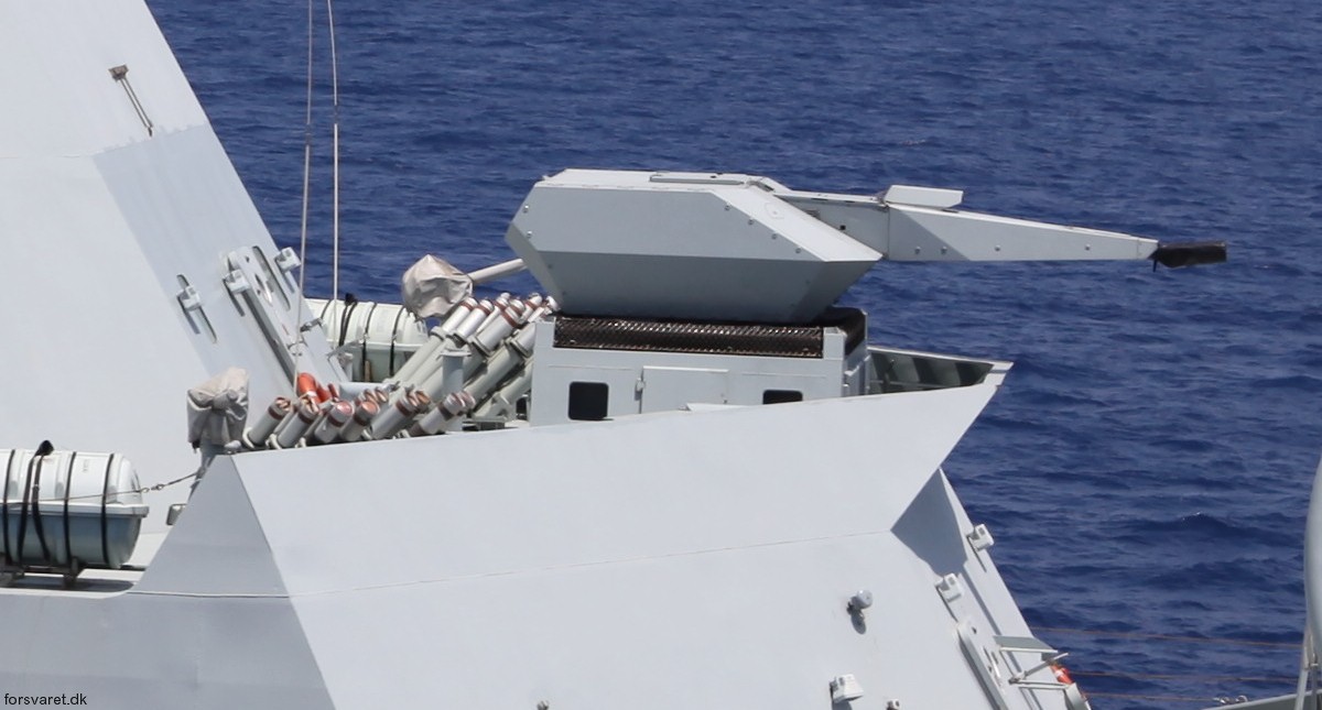 f-342 hdms esbern snare l-17 frigate command support ship royal danish navy 25b oerlikon millennium close-in weapon system ciws 35mm