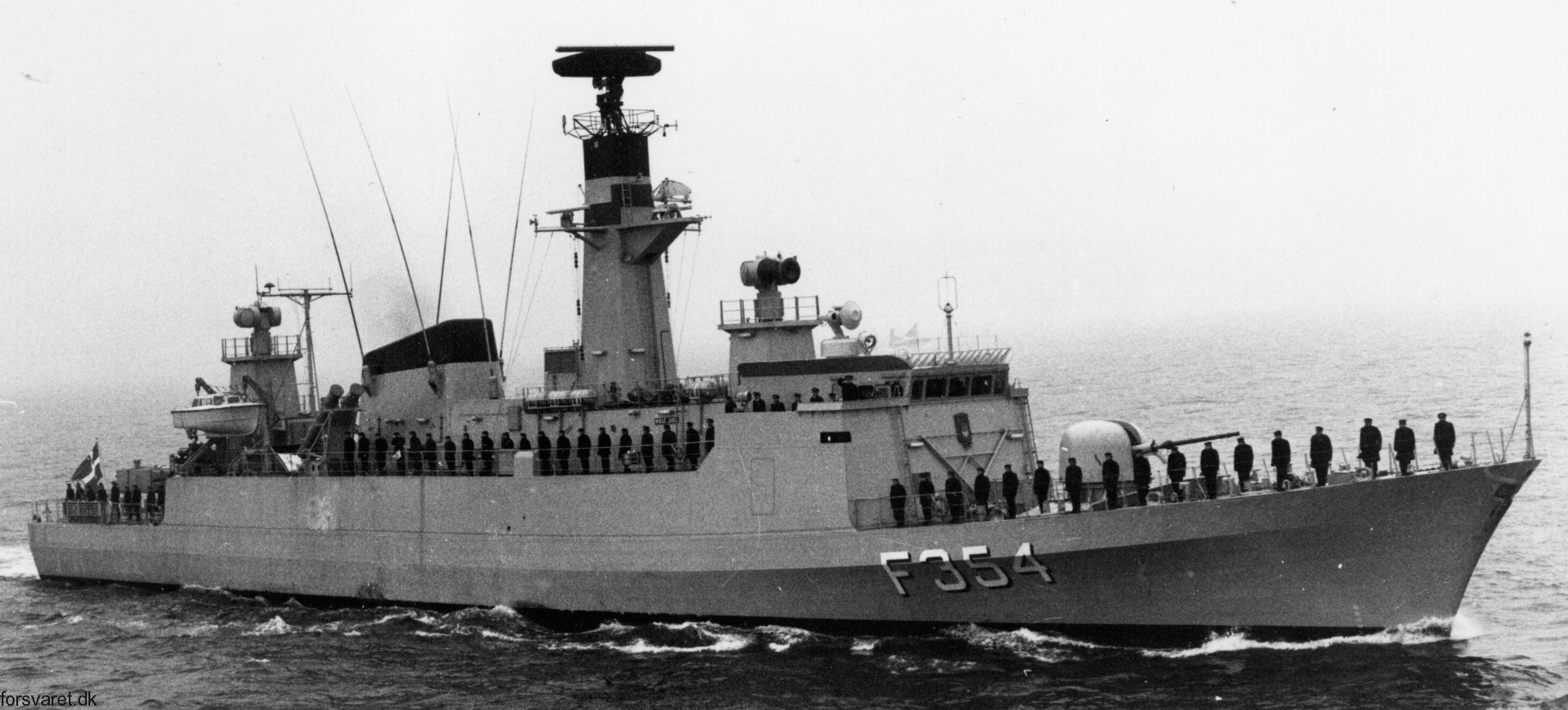 f-354 hdms niels juel class corvette royal danish navy kongelige danske marine kdm 10