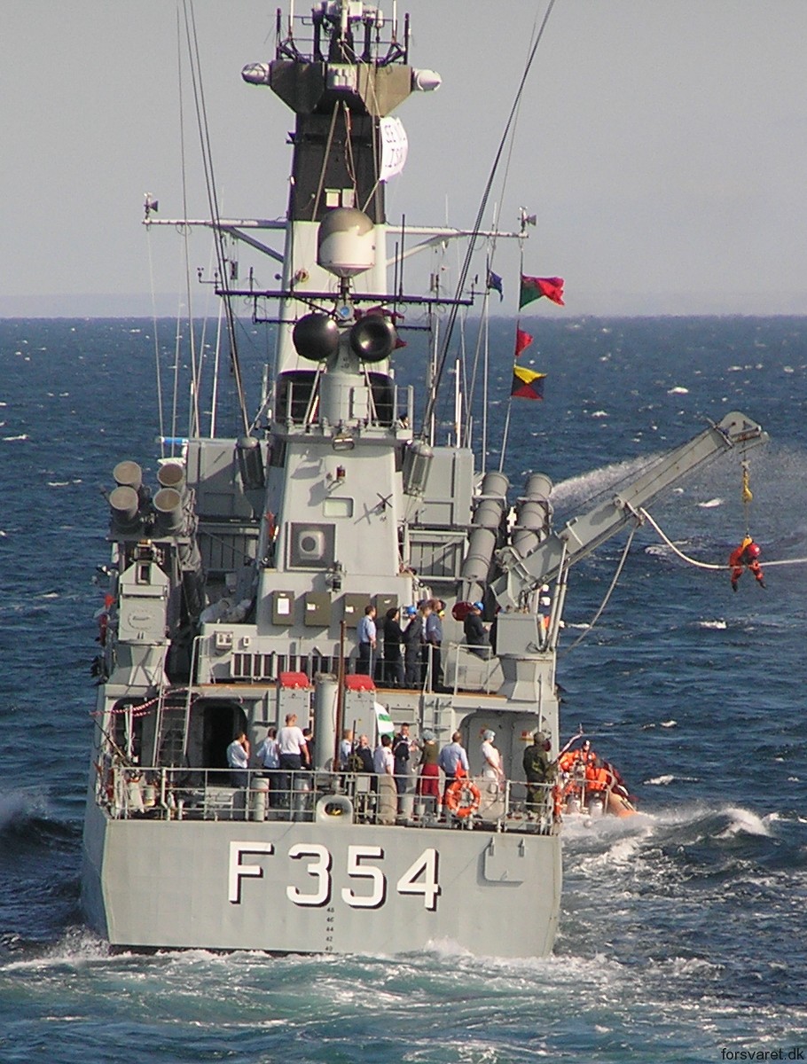 f-354 hdms niels juel class corvette royal danish navy kongelige danske marine kdm 114