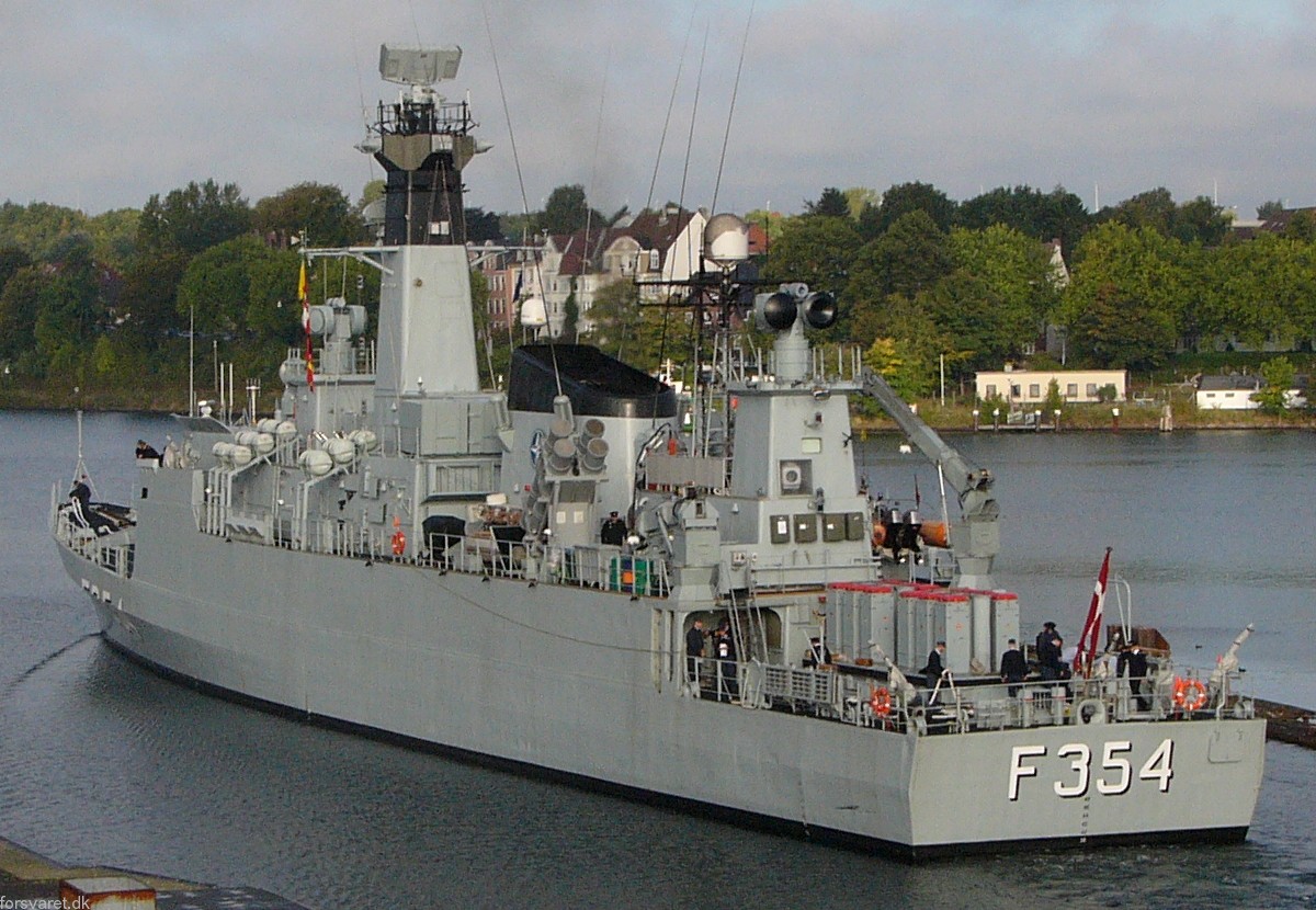 f-354 hdms niels juel class corvette royal danish navy kongelige danske marine kdm 72