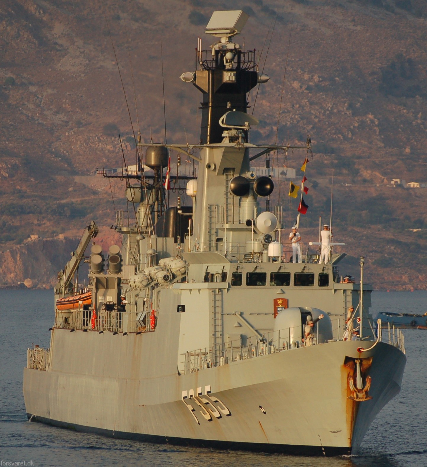 f-355 hdms olfert fischer niels juel class corvette royal danish navy rdn kongelige danske marine kdm 40