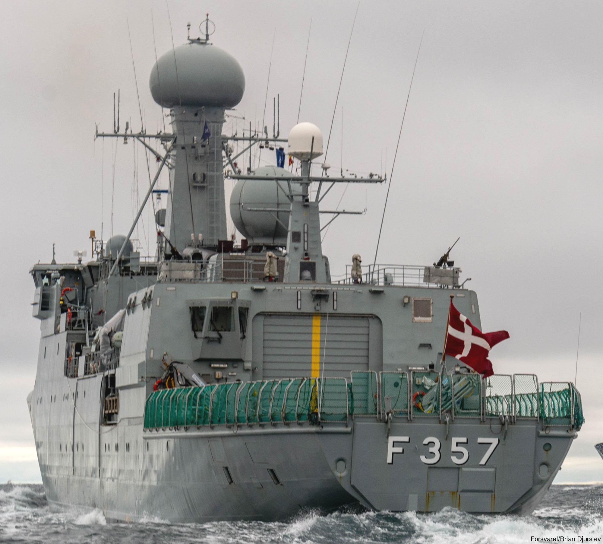 f-357 hdms thetis ocean patrol frigate royal danish navy kongelige danske marine inspektionsskibet 20
