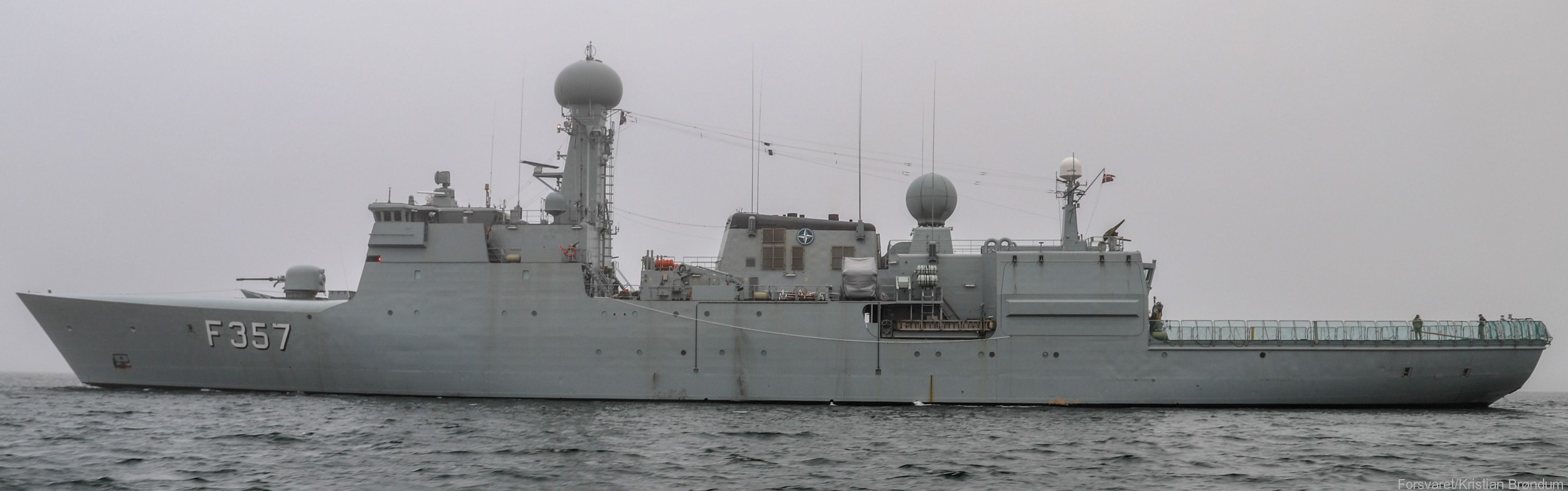 f-357 hdms thetis ocean patrol frigate royal danish navy kongelige danske marine inspektionsskibet 22