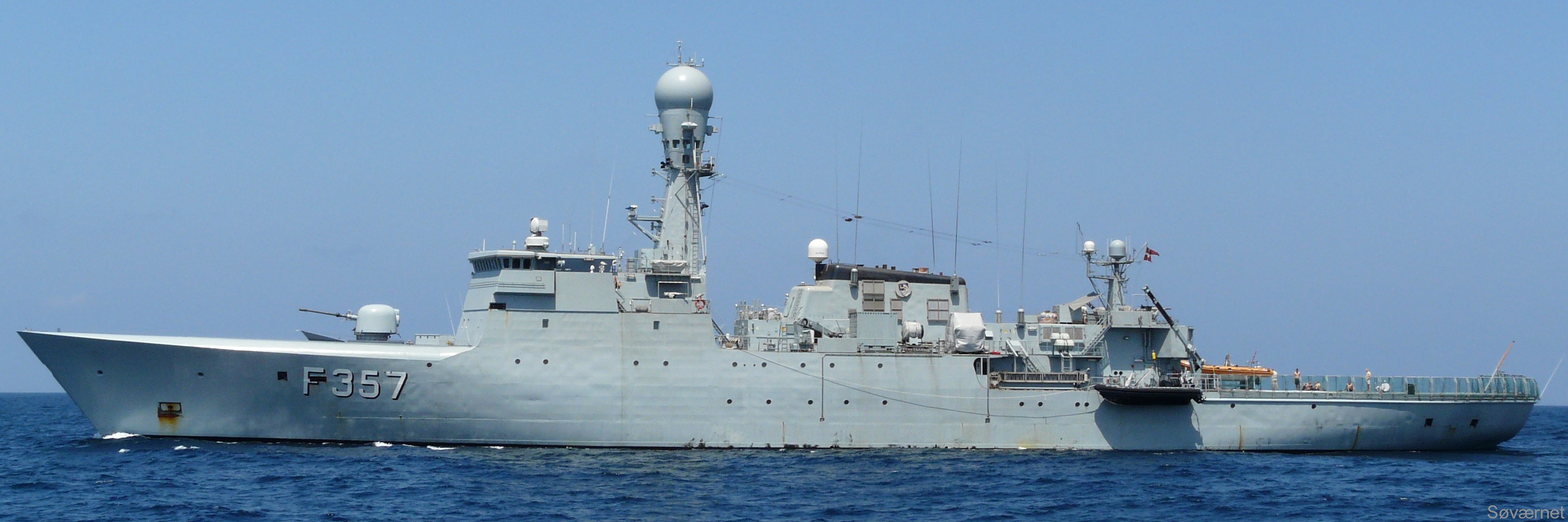 f-357 hdms thetis ocean patrol frigate royal danish navy kongelige danske marine inspektionsskibet 25