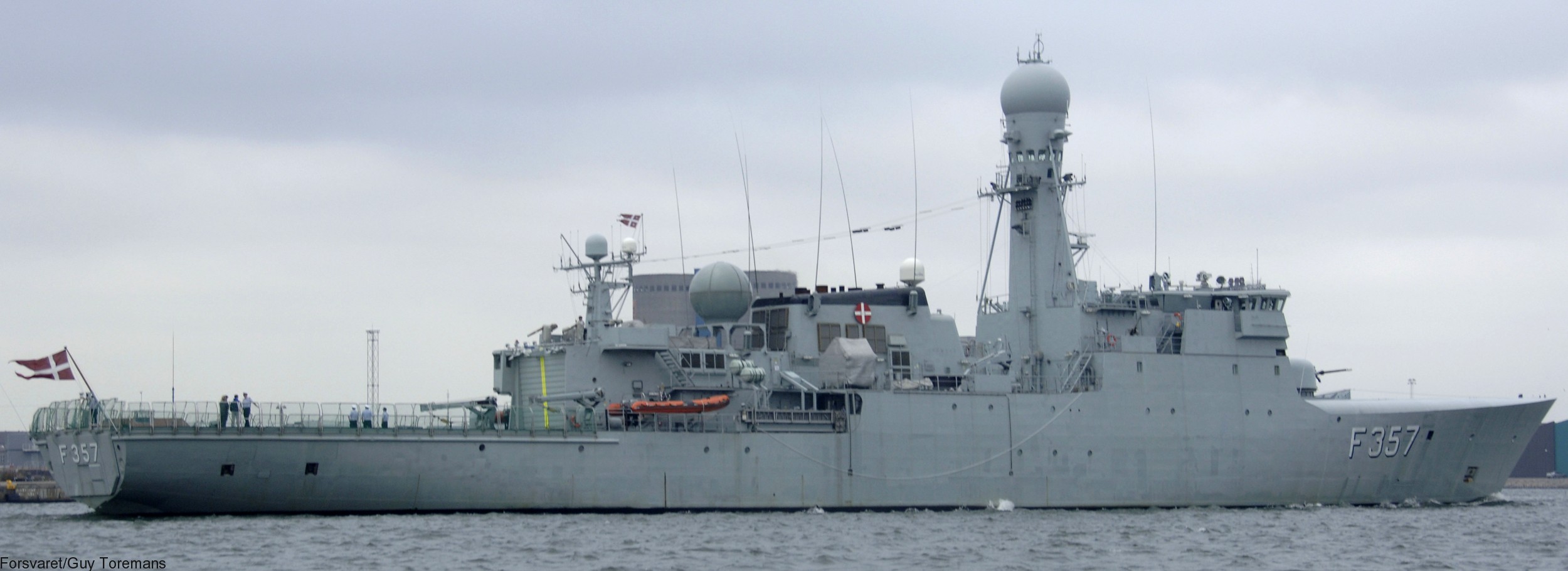 f-357 hdms thetis ocean patrol frigate royal danish navy kongelige danske marine inspektionsskibet 28