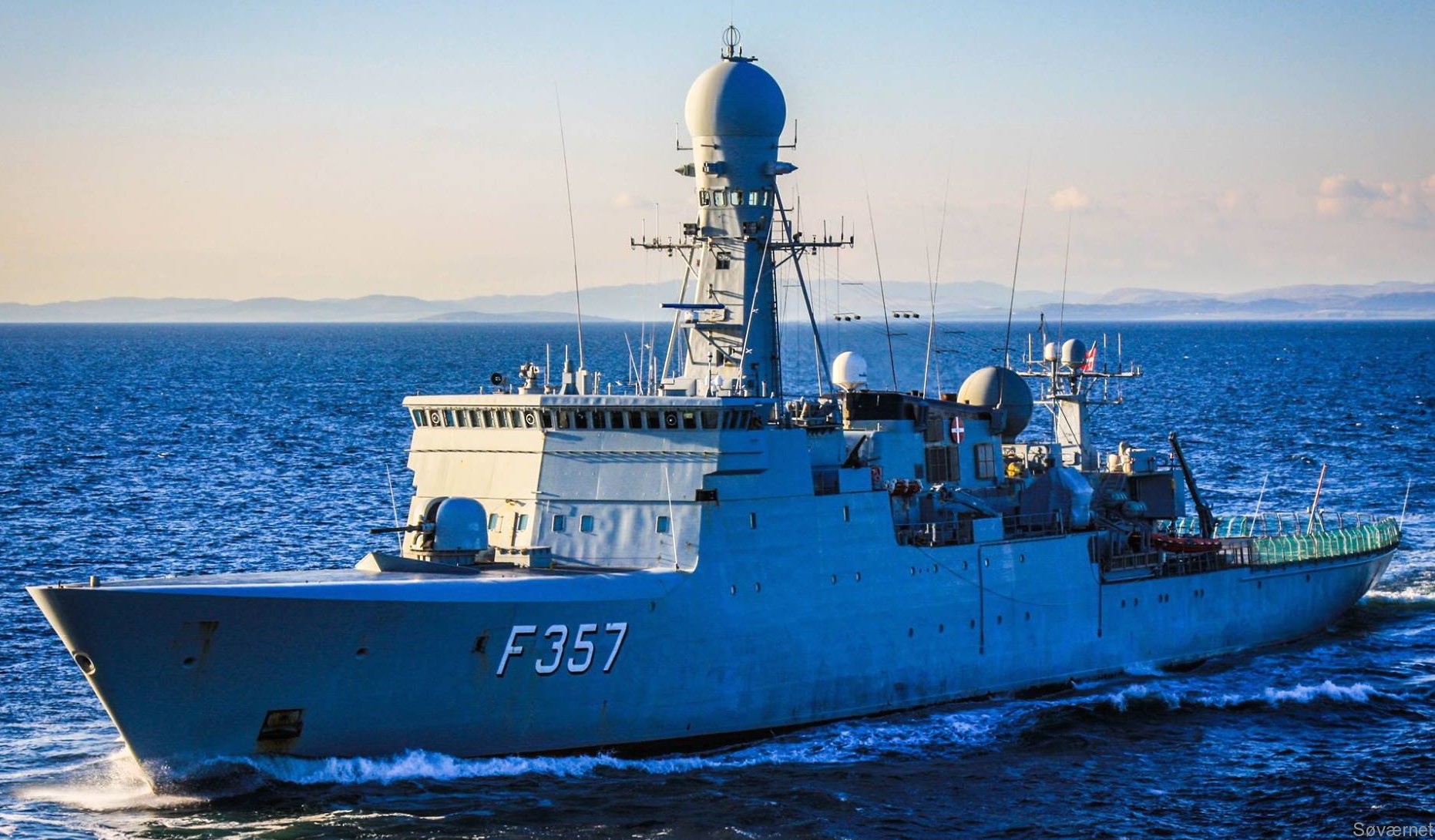 f-357 hdms thetis ocean patrol frigate royal danish navy kongelige danske marine inspektionsskibet 47