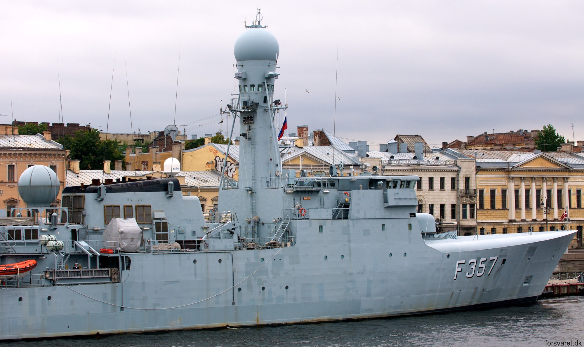 f-357 hdms thetis ocean patrol frigate royal danish navy kongelige danske marine inspektionsskibet 54