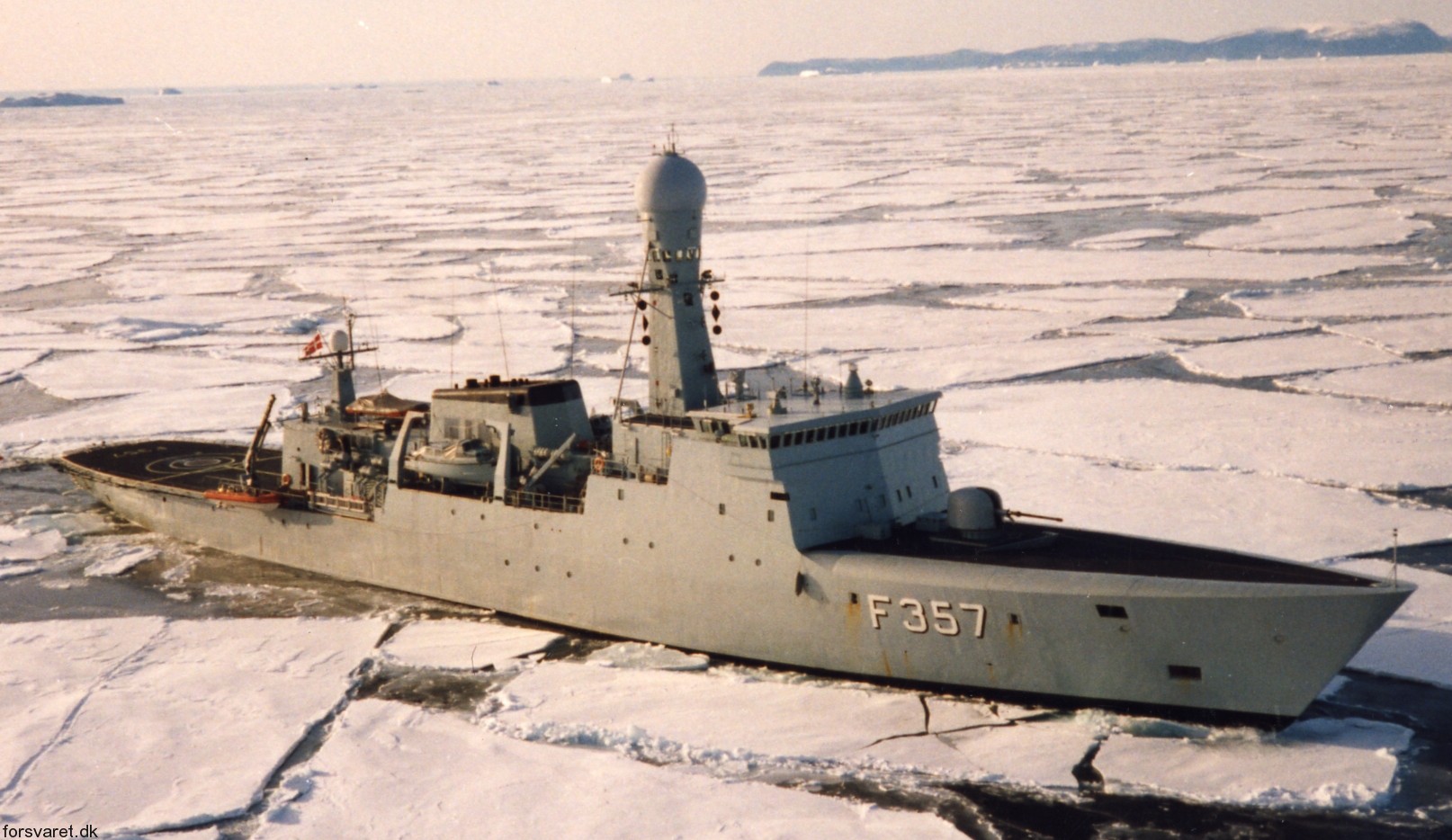 f-357 hdms thetis ocean patrol frigate royal danish navy kongelige danske marine inspektionsskibet 56