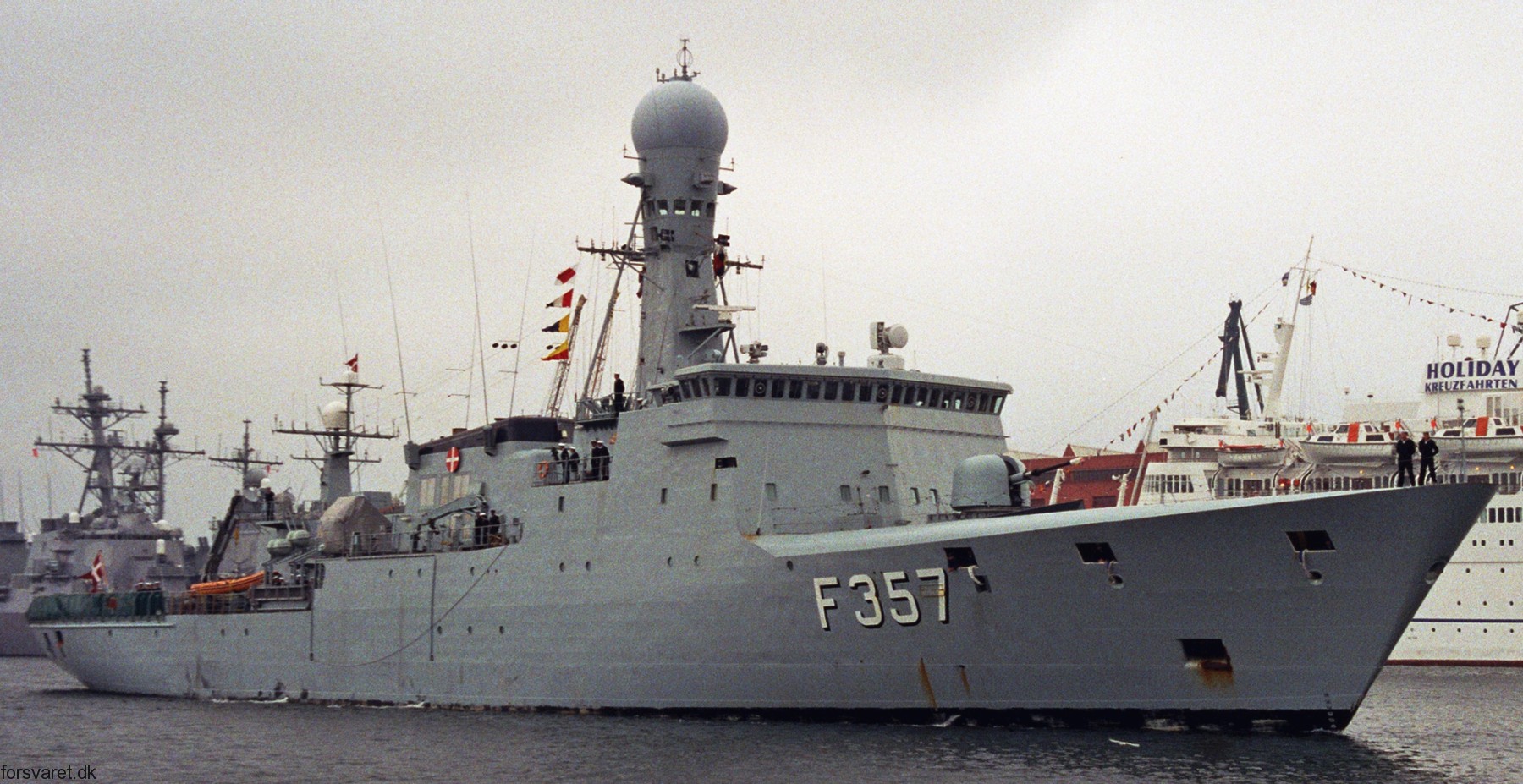 f-357 hdms thetis ocean patrol frigate royal danish navy kongelige danske marine inspektionsskibet 67