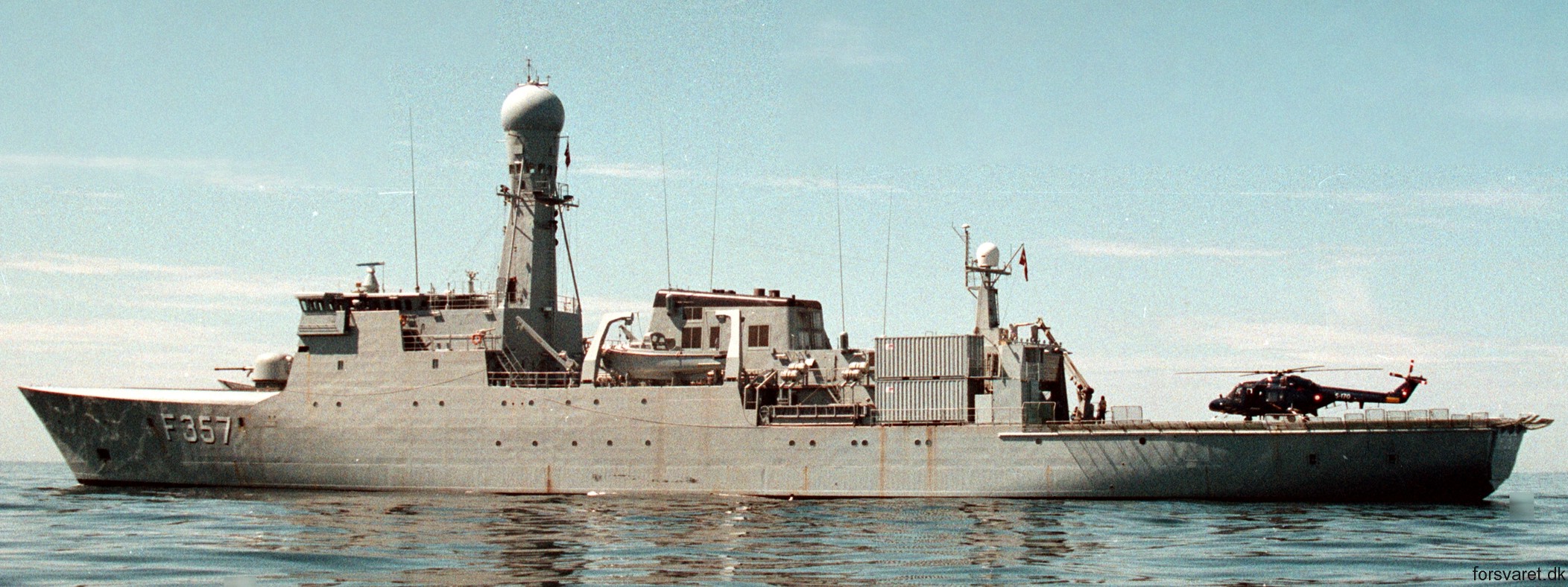 f-357 hdms thetis ocean patrol frigate royal danish navy kongelige danske marine inspektionsskibet 70
