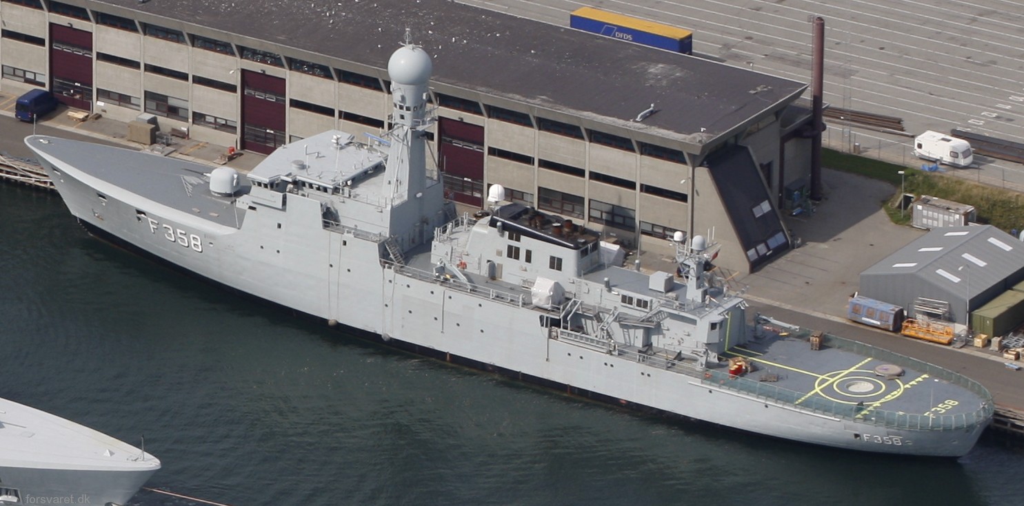 f-358 hdms triton thetis class ocean patrol frigate royal danish navy kongelige danske marine kdm inspektionsskibet 26