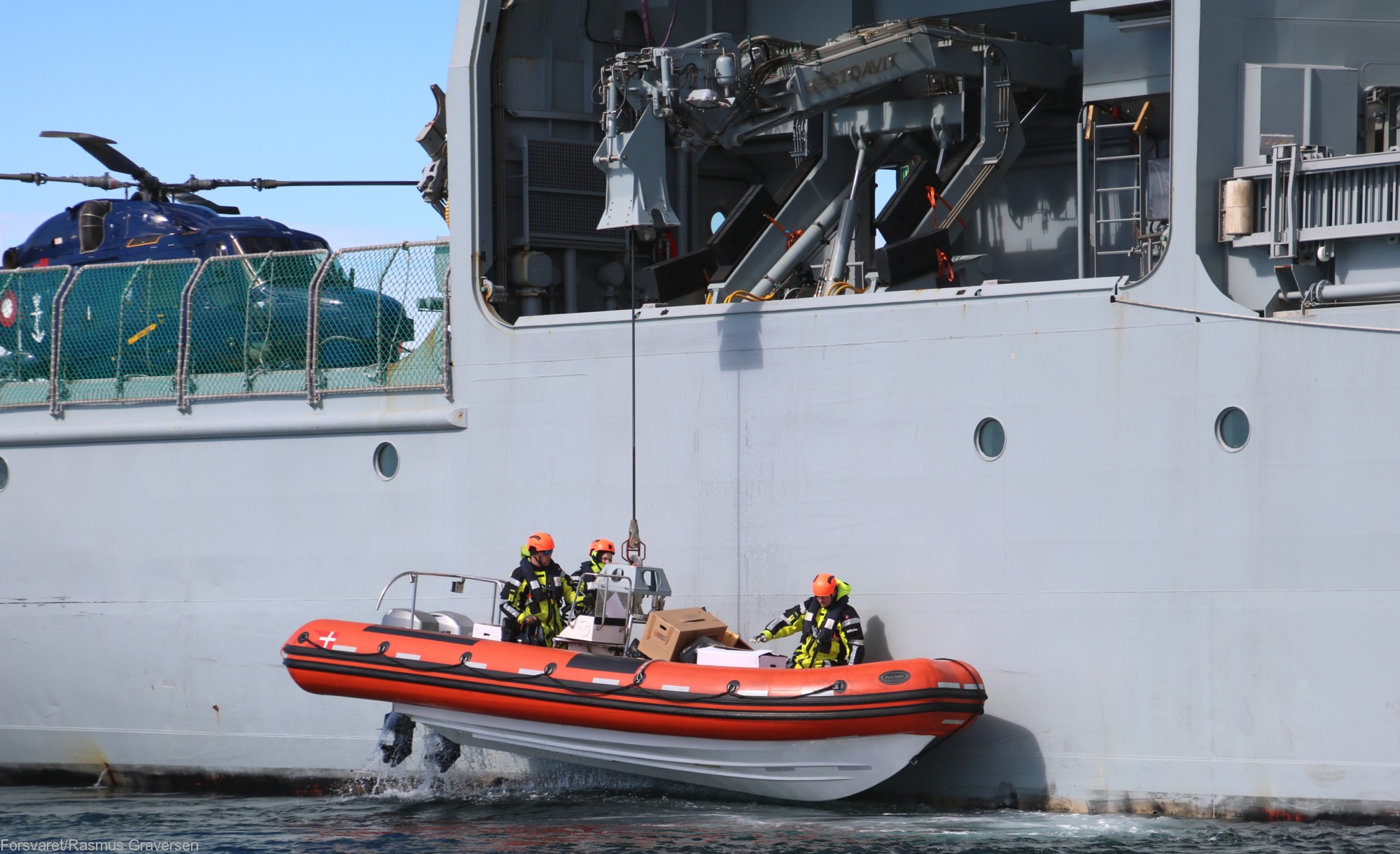 thetis class ocean patrol frigate royal danish navy kongelige danske marine kdm inspektionsskibet 08 rhib small boat