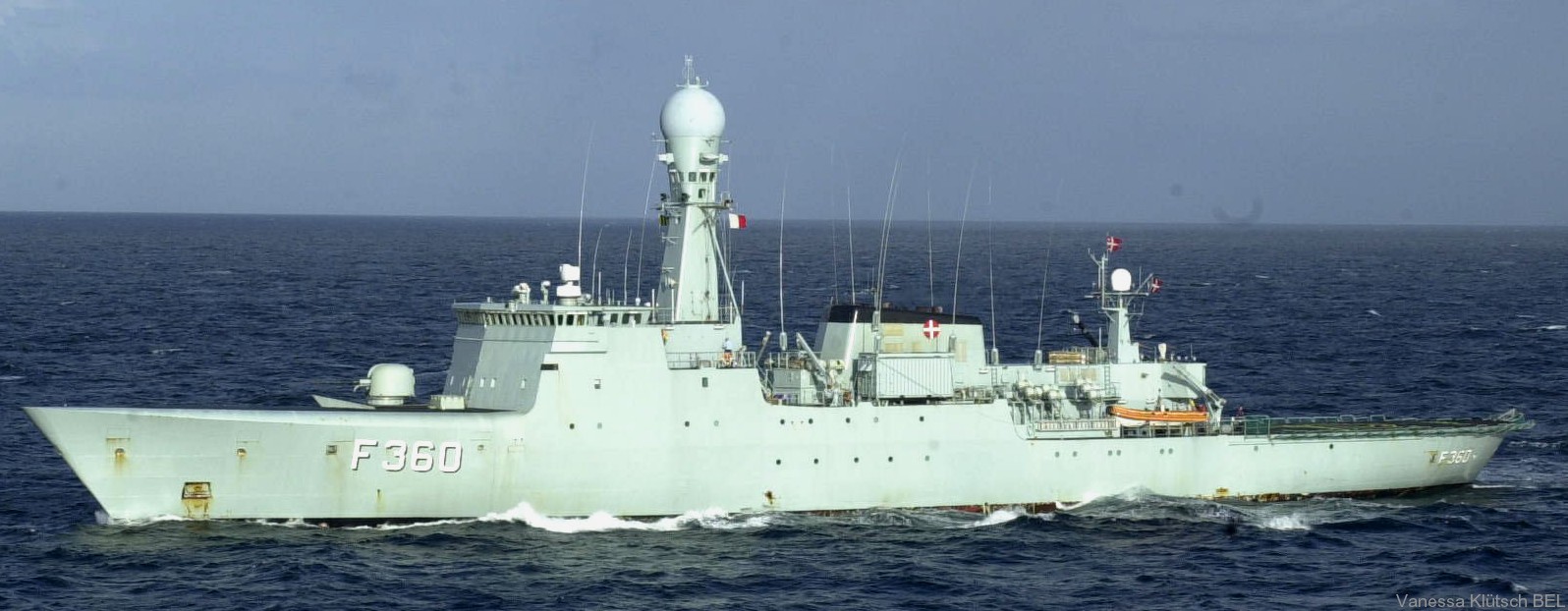 f-360 hdms hvidbjornen thetis class ocean patrol frigate royal danish navy kongelige danske marine kdm inspektionsskibet 10