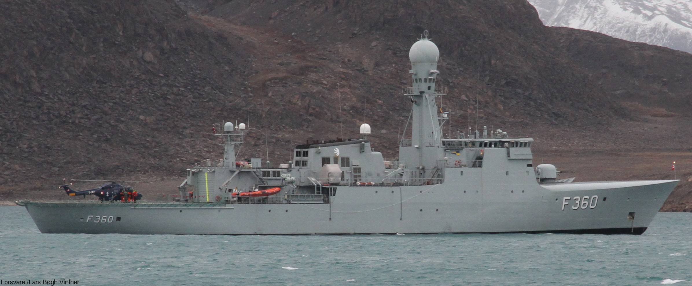 f-360 hdms hvidbjornen thetis class ocean patrol frigate royal danish navy kongelige danske marine kdm inspektionsskibet 22