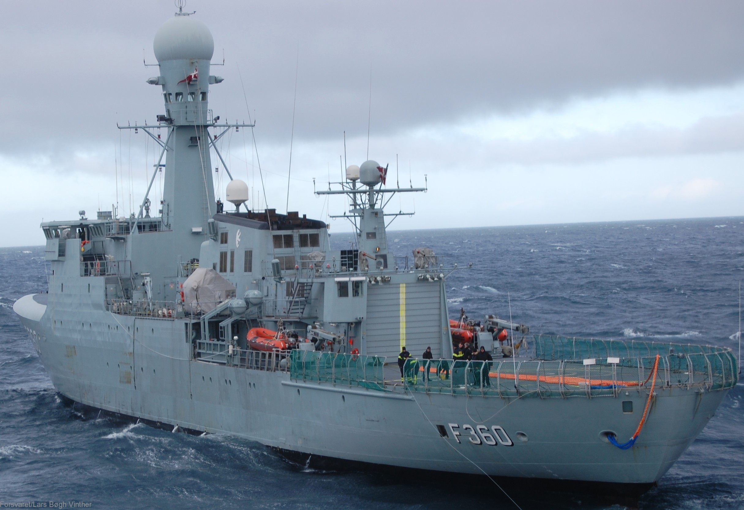 f-360 hdms hvidbjornen thetis class ocean patrol frigate royal danish navy kongelige danske marine kdm inspektionsskibet 27
