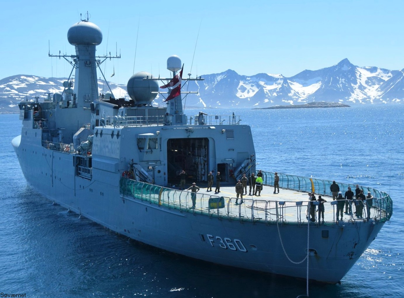f-360 hdms hvidbjornen thetis class ocean patrol frigate royal danish navy kongelige danske marine kdm inspektionsskibet 37
