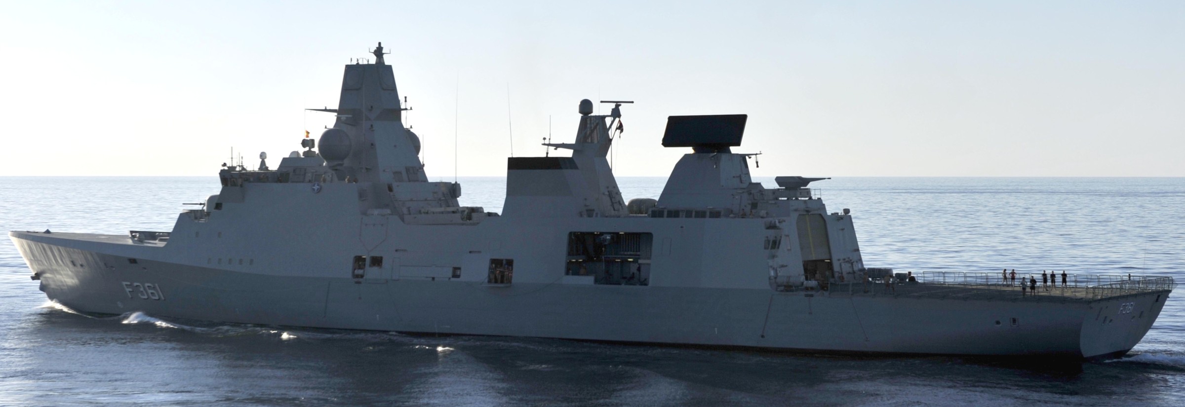 f-361 hdms iver huitfeldt class guided missile frigate ffg royal danish navy 10