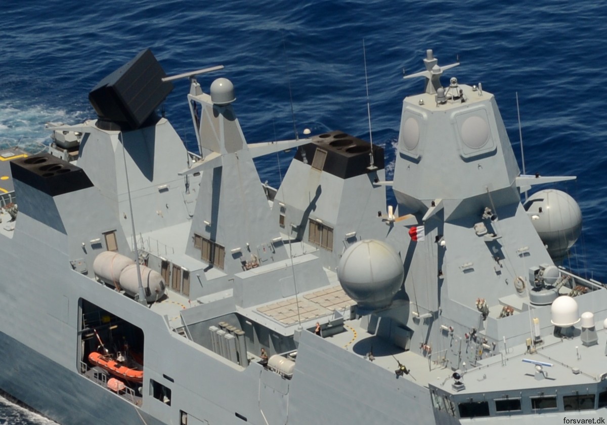 f-362 hdms peter willemoes iver huitfeldt class guided missile frigate ffg royal danish navy 53a armament details