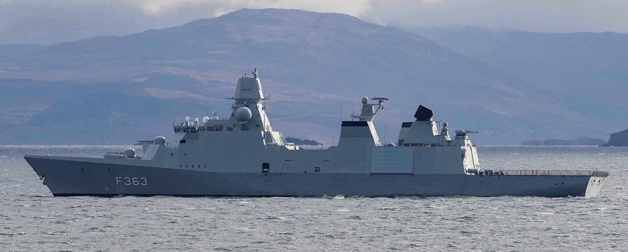 f-363 hdms niels juel iver huitfeldt class guided missile frigate ffg royal danish navy 03
