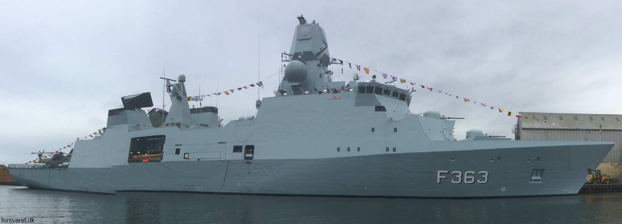 f-363 hdms niels juel iver huitfeldt class guided missile frigate ffg royal danish navy 35