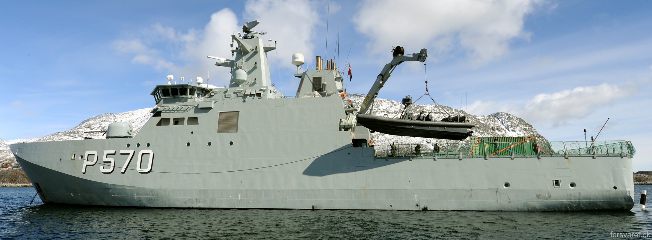p-570 hdms knud rasmussen class offshore patrol vessel royal danish navy inspektionsfartøj 07