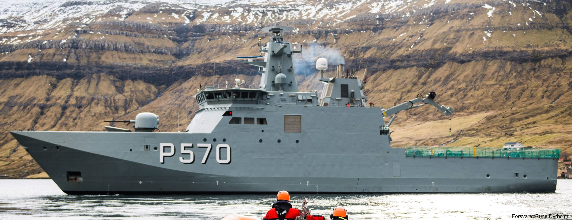 p-570 hdms knud rasmussen class offshore patrol vessel royal danish navy inspektionsfartøj 13