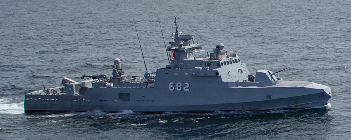 682 ens suleiman ezzat ambassador mk iii class fast missile craft egyptian naval force navy 05
