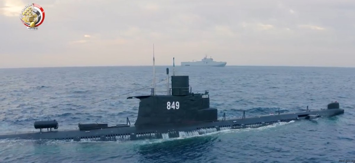 type 033 romeo class attack submarine ssk egyptian naval force navy 04