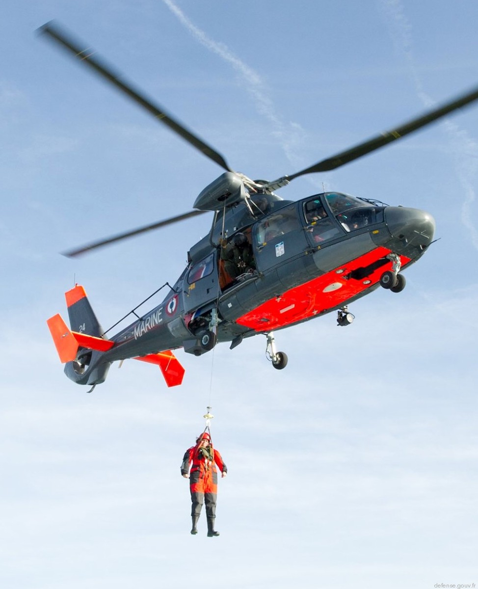 sa365n dauphin helicopter flottille 35f french navy marine nationale 6024 46