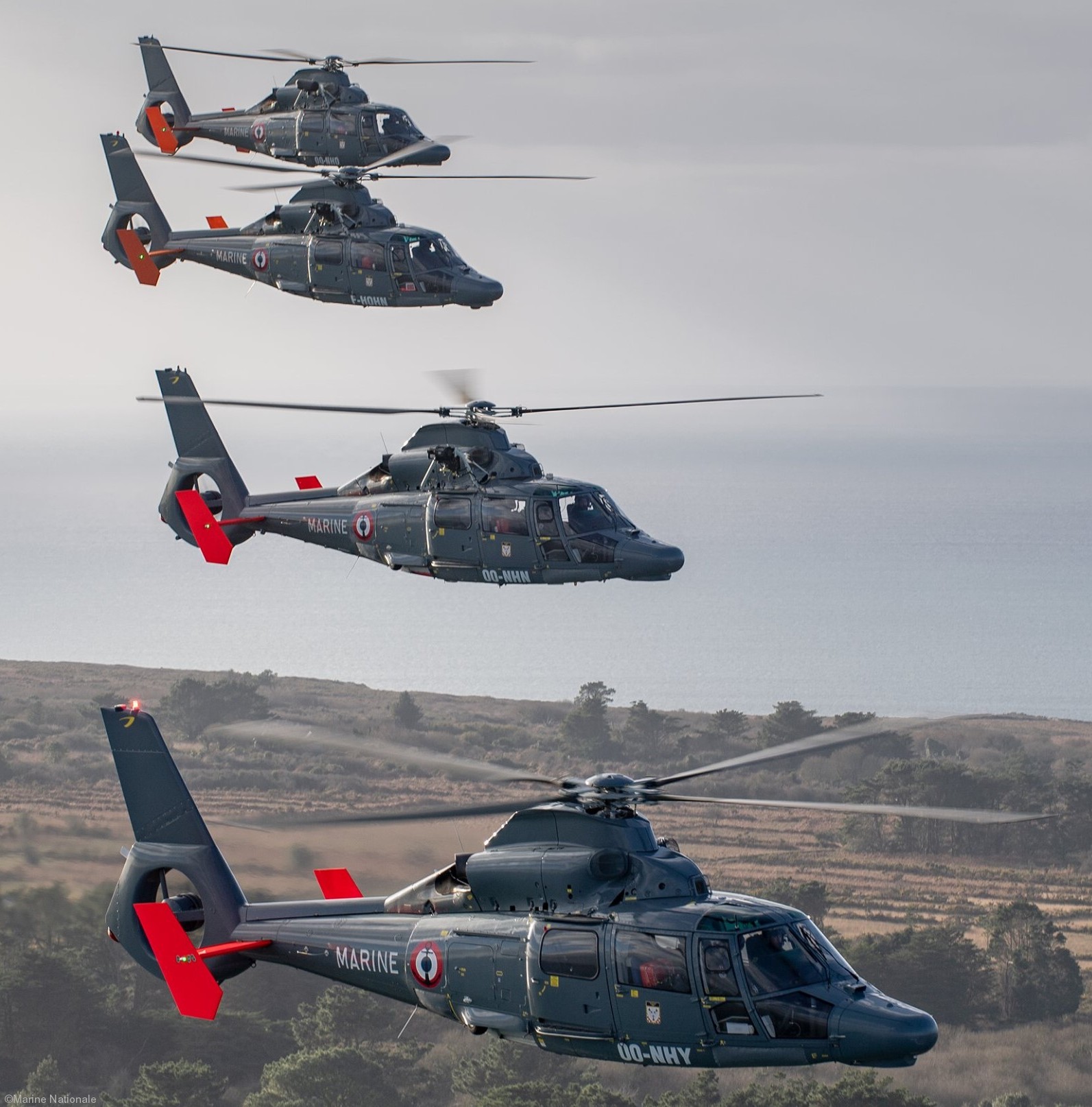as365n3 dauphin helicopter escadrille 22s french navy marine nationale 51