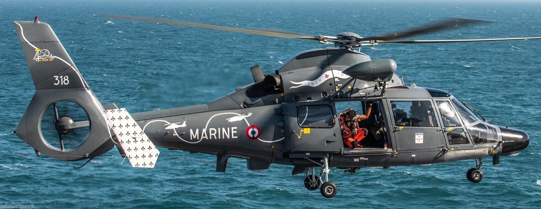sa365f dauphin helicopter flottille 35f french navy marine nationale 6318 57