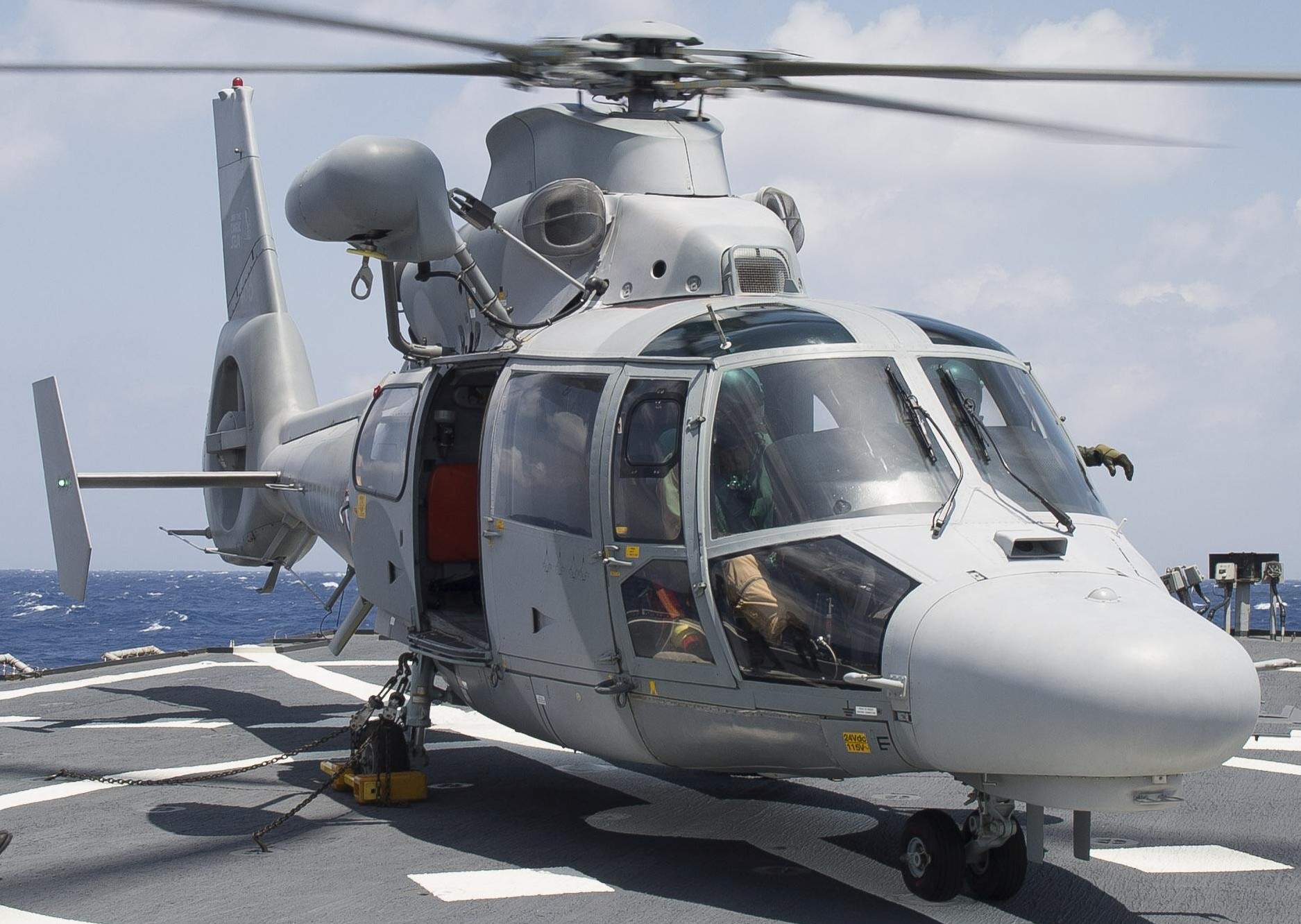 as-565sa panther helicopter french navy marine nationale flottille 36f ban hyeres toulon 36