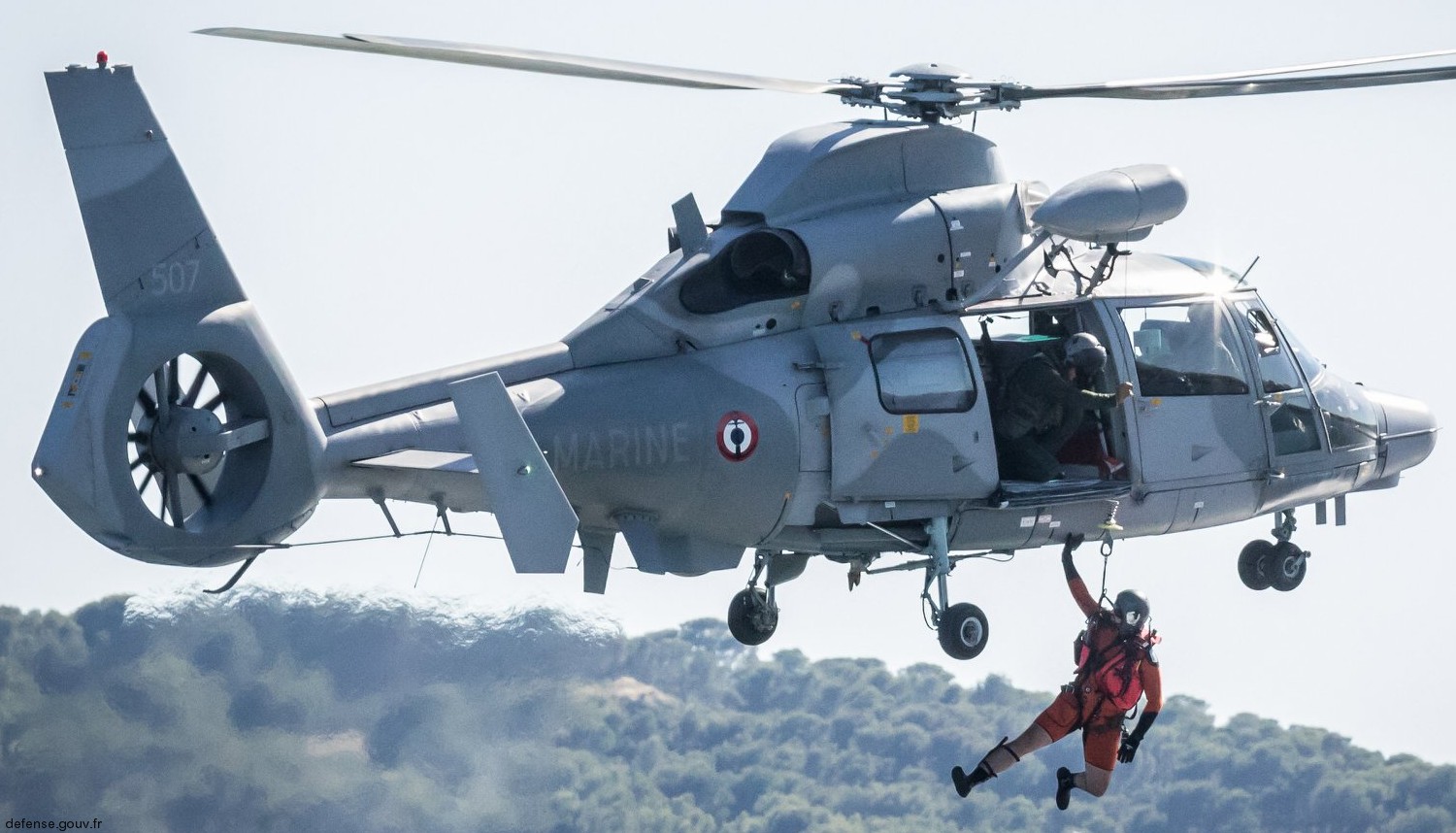 as-565sa panther helicopter french navy marine nationale flottille 36f ban hyeres toulon 54