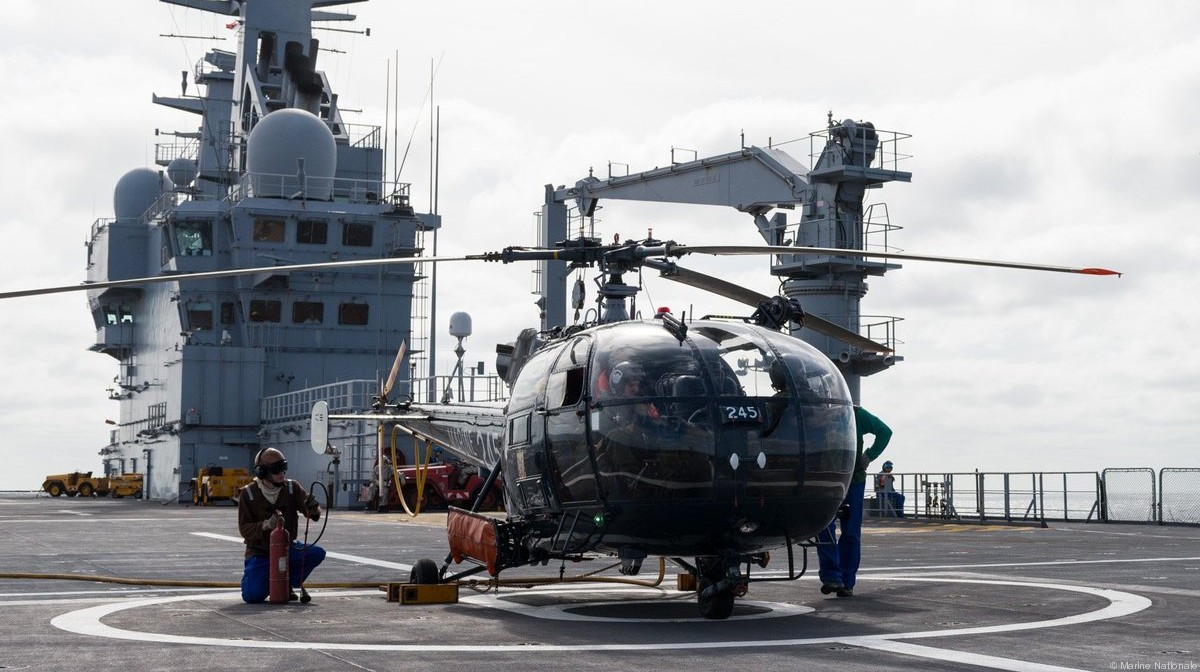 sa 316 319 alouette iii helicopter french navy marine nationale aeronavale flottille 15 245