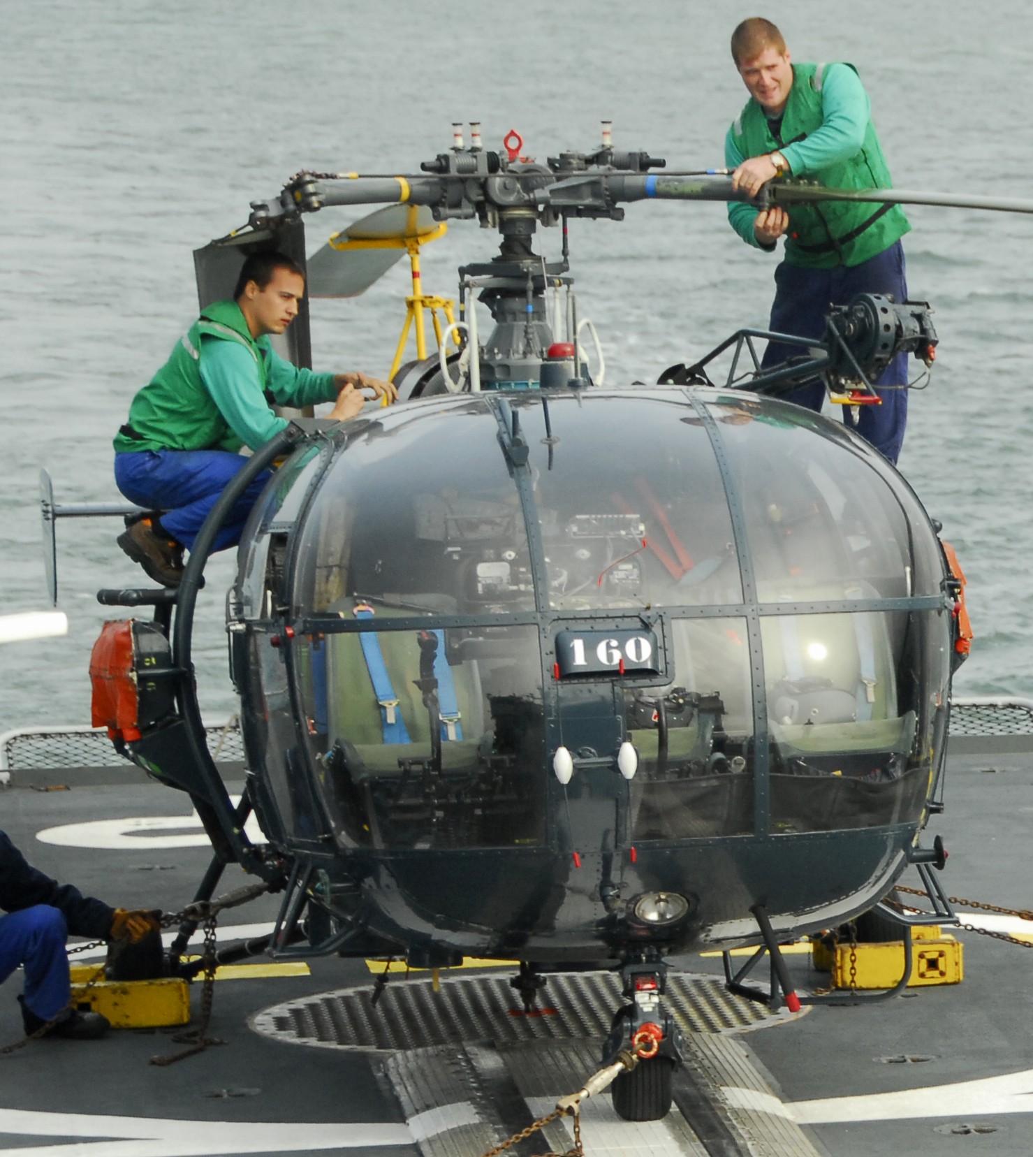 sa 316 319 alouette iii helicopter french navy marine nationale aeronavale flottille 18 160