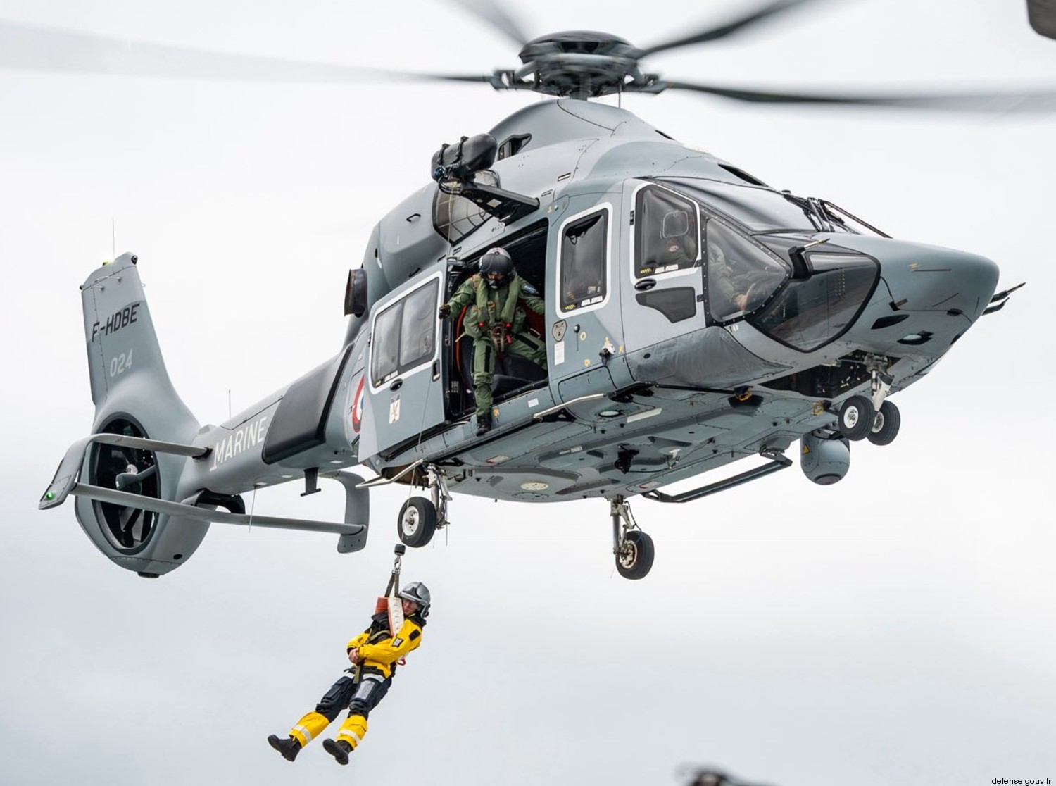 h160b helicopter french navy marine nationale f-hdbe 024 19