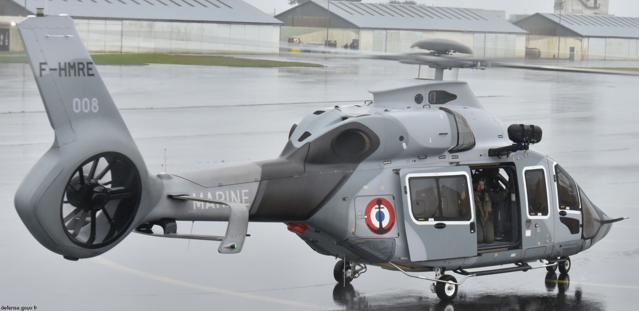 h160b helicopter french navy marine nationale f-hmre 20